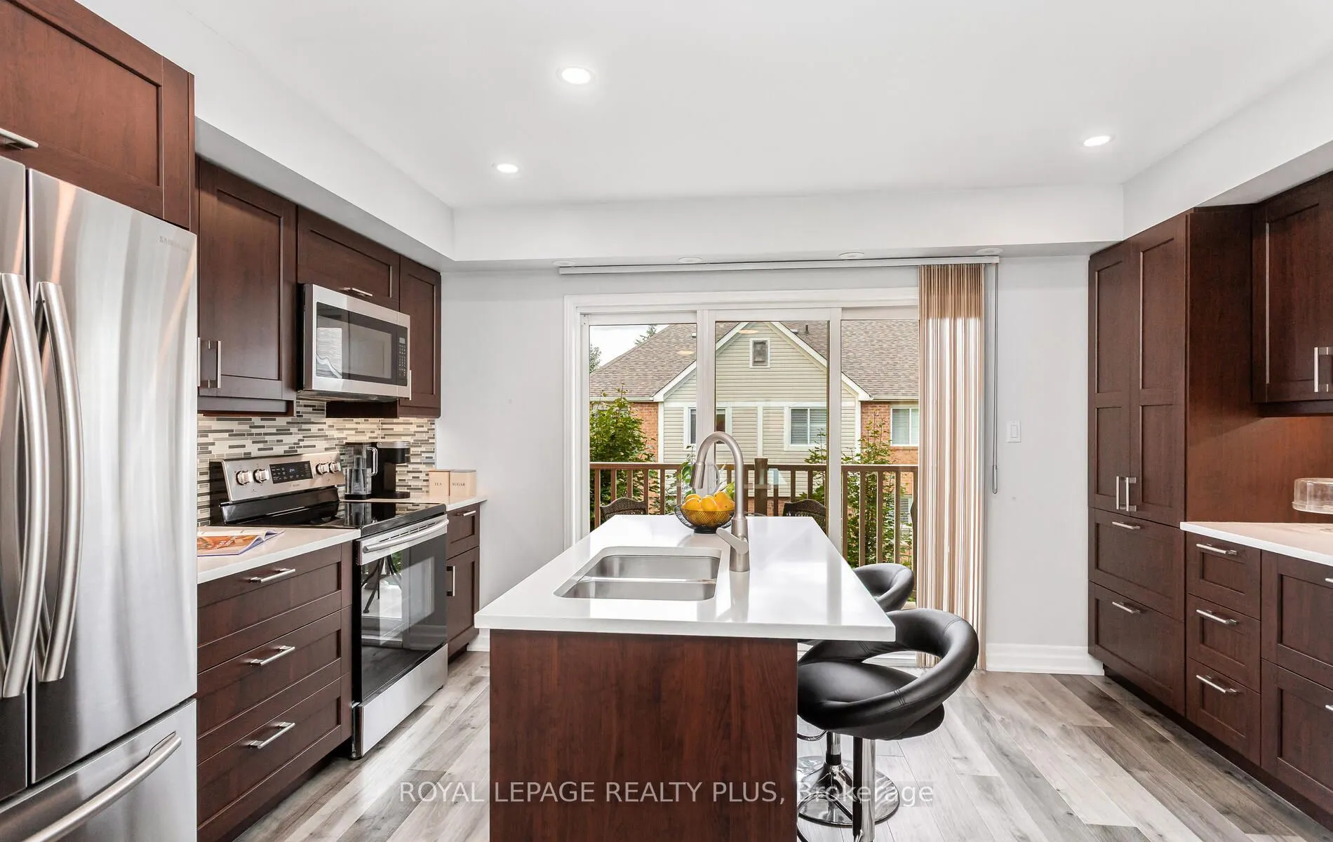 5050 Intrepid Drive, #27