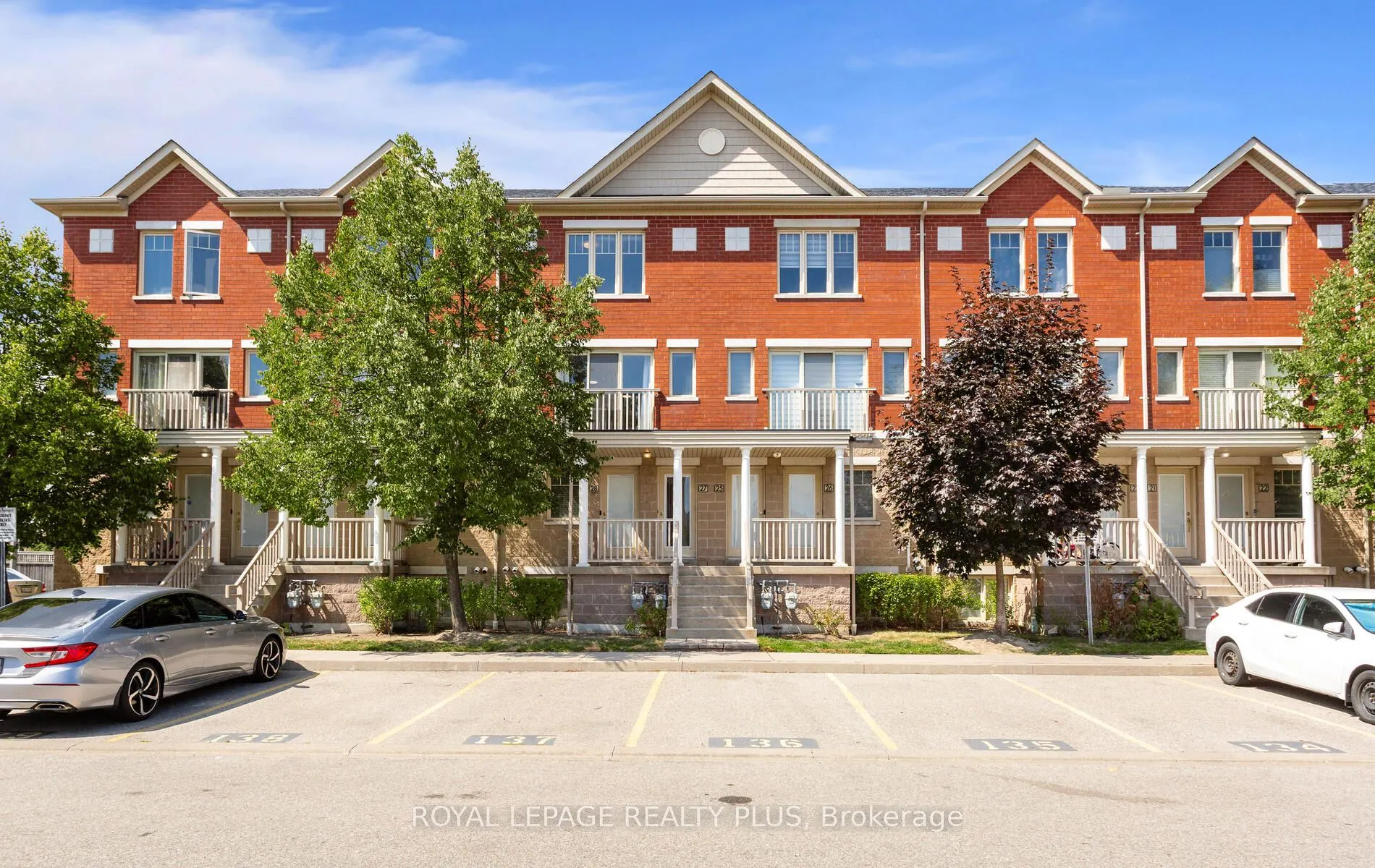 5050 Intrepid Drive, #27