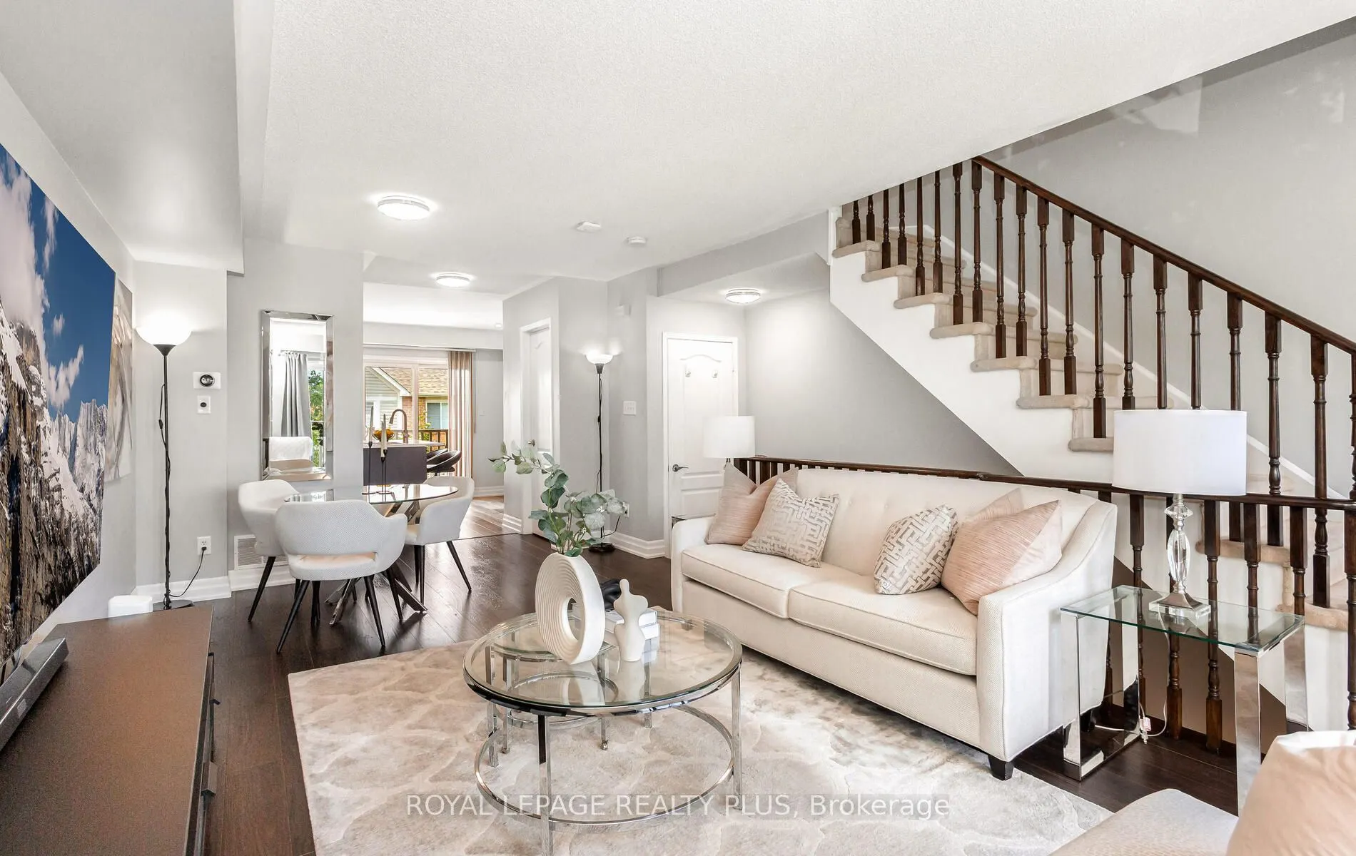5050 Intrepid Drive, #27