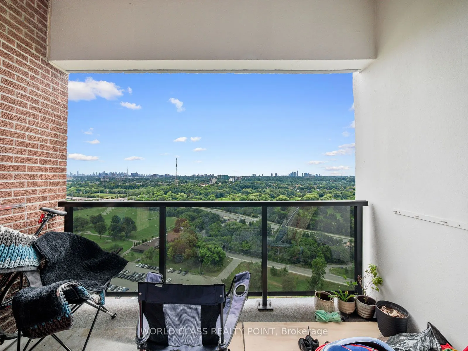 85 Emmett Avenue, #2511