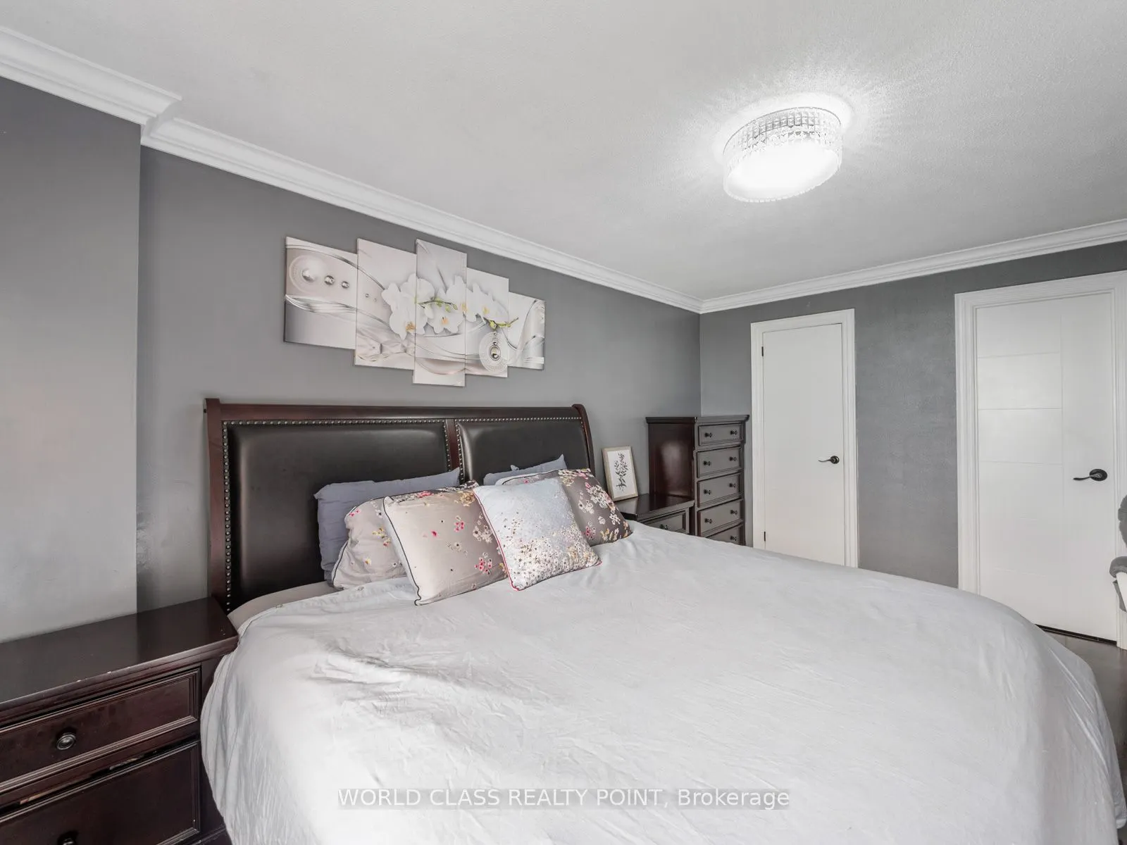 85 Emmett Avenue, #2511