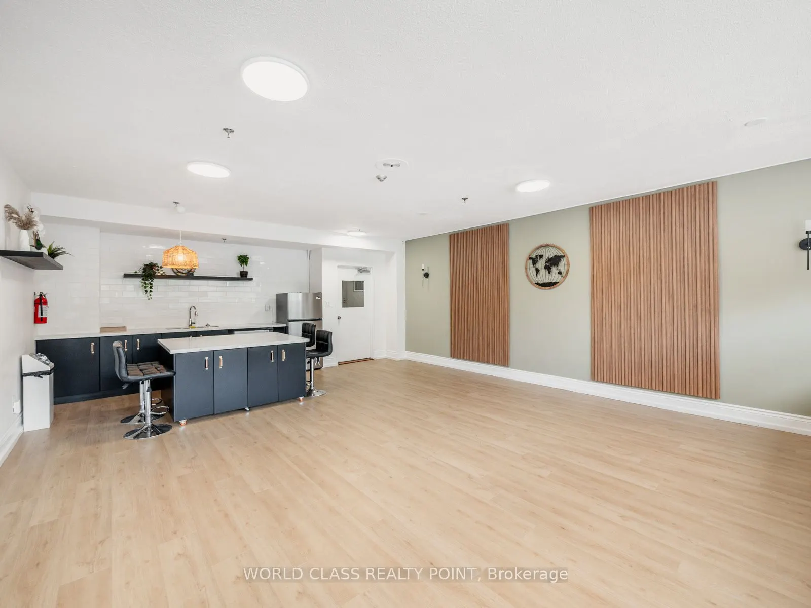 85 Emmett Avenue, #2511