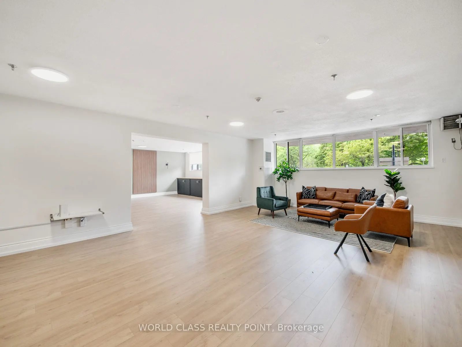 85 Emmett Avenue, #2511