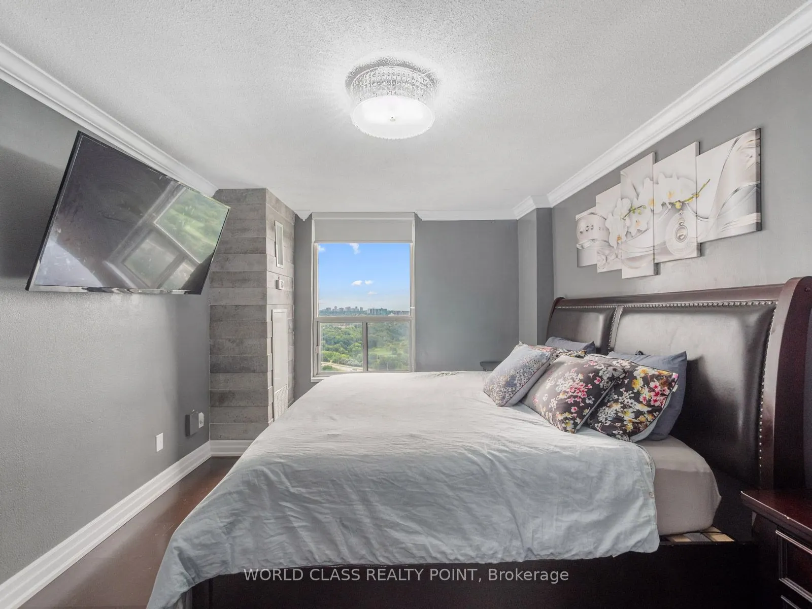 85 Emmett Avenue, #2511