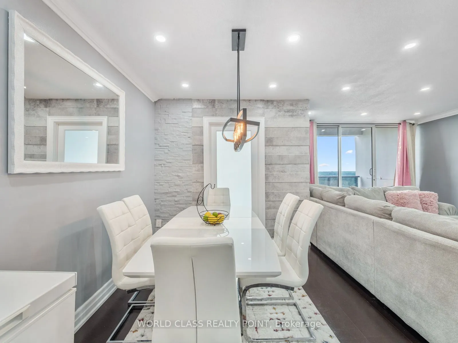 85 Emmett Avenue, #2511