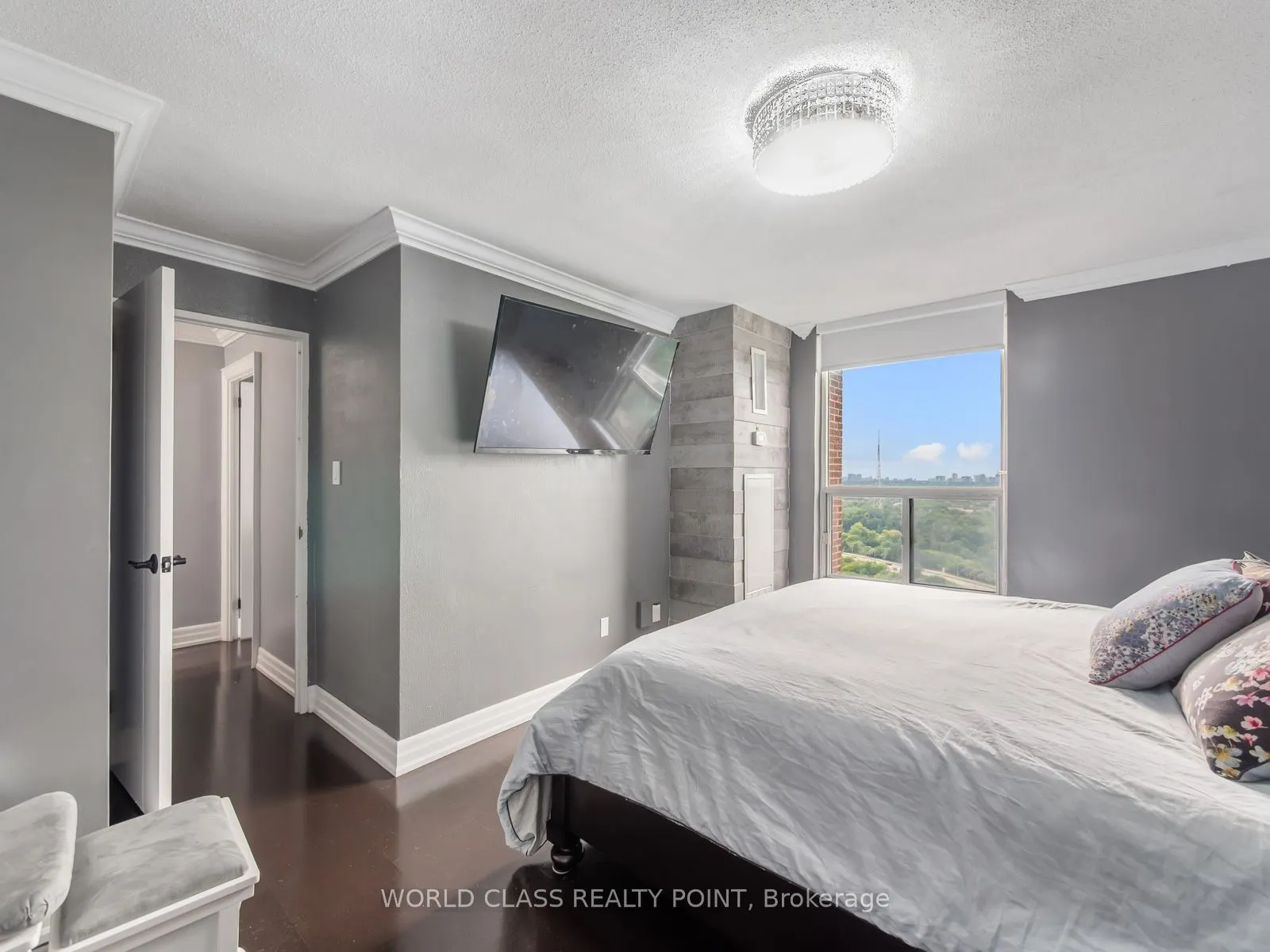 85 Emmett Avenue, #2511