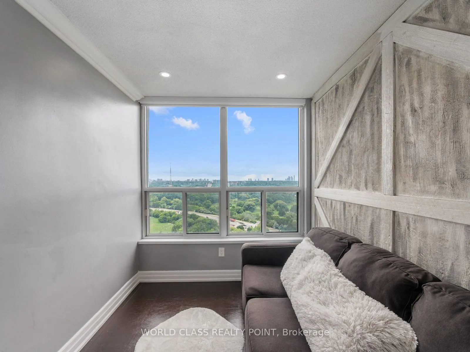 85 Emmett Avenue, #2511
