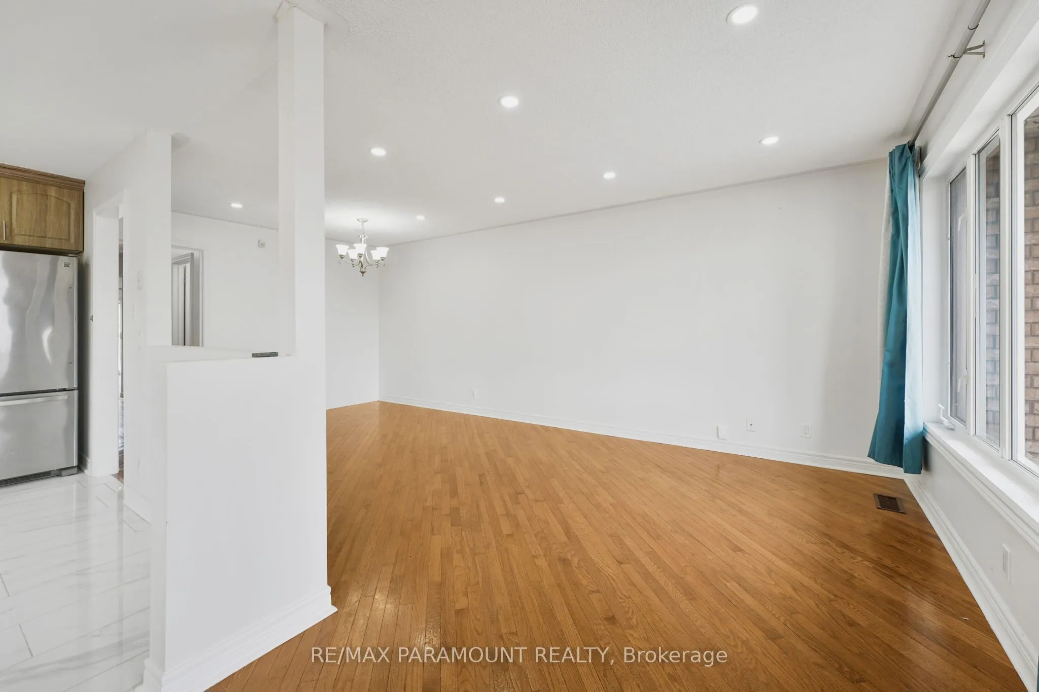 4 Summerdale Crescent, #Upper