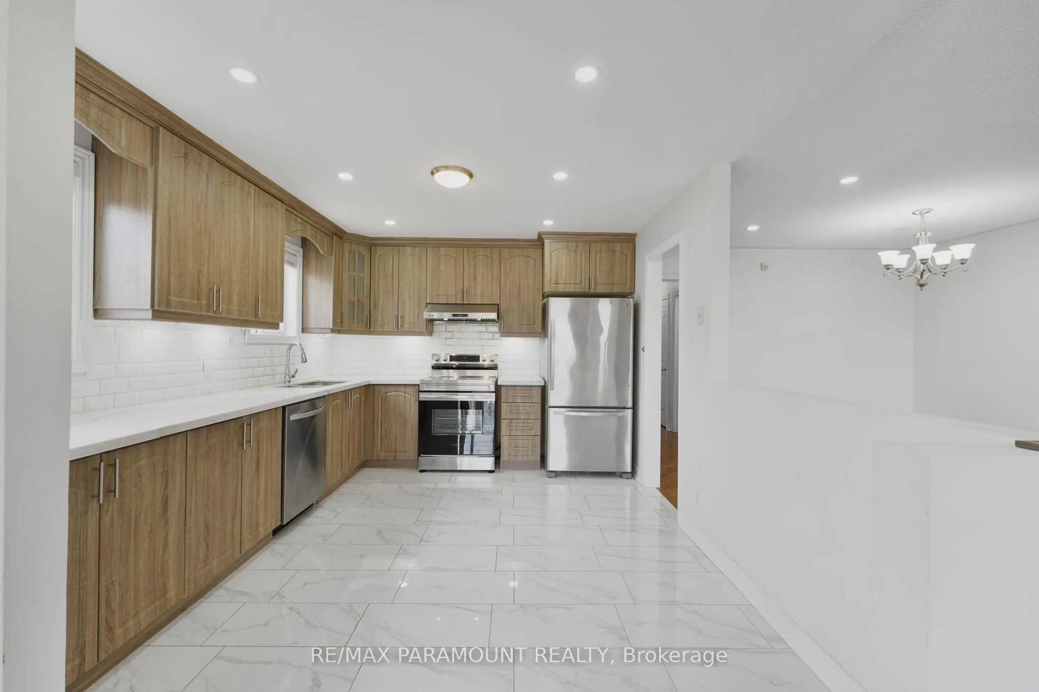 4 Summerdale Crescent, #Upper