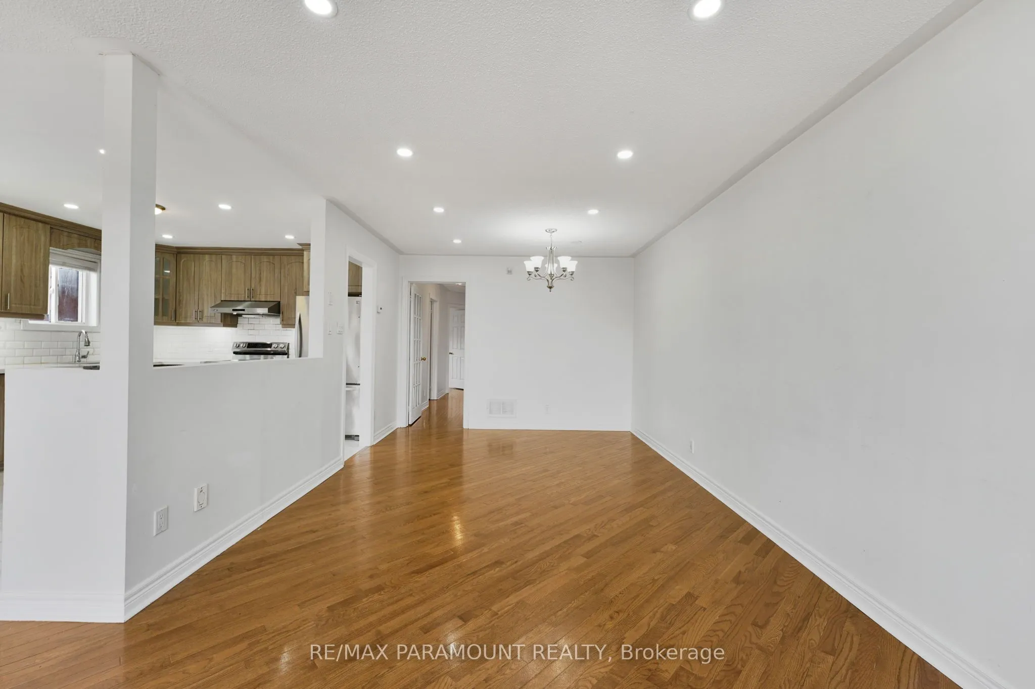 4 Summerdale Crescent, #Upper