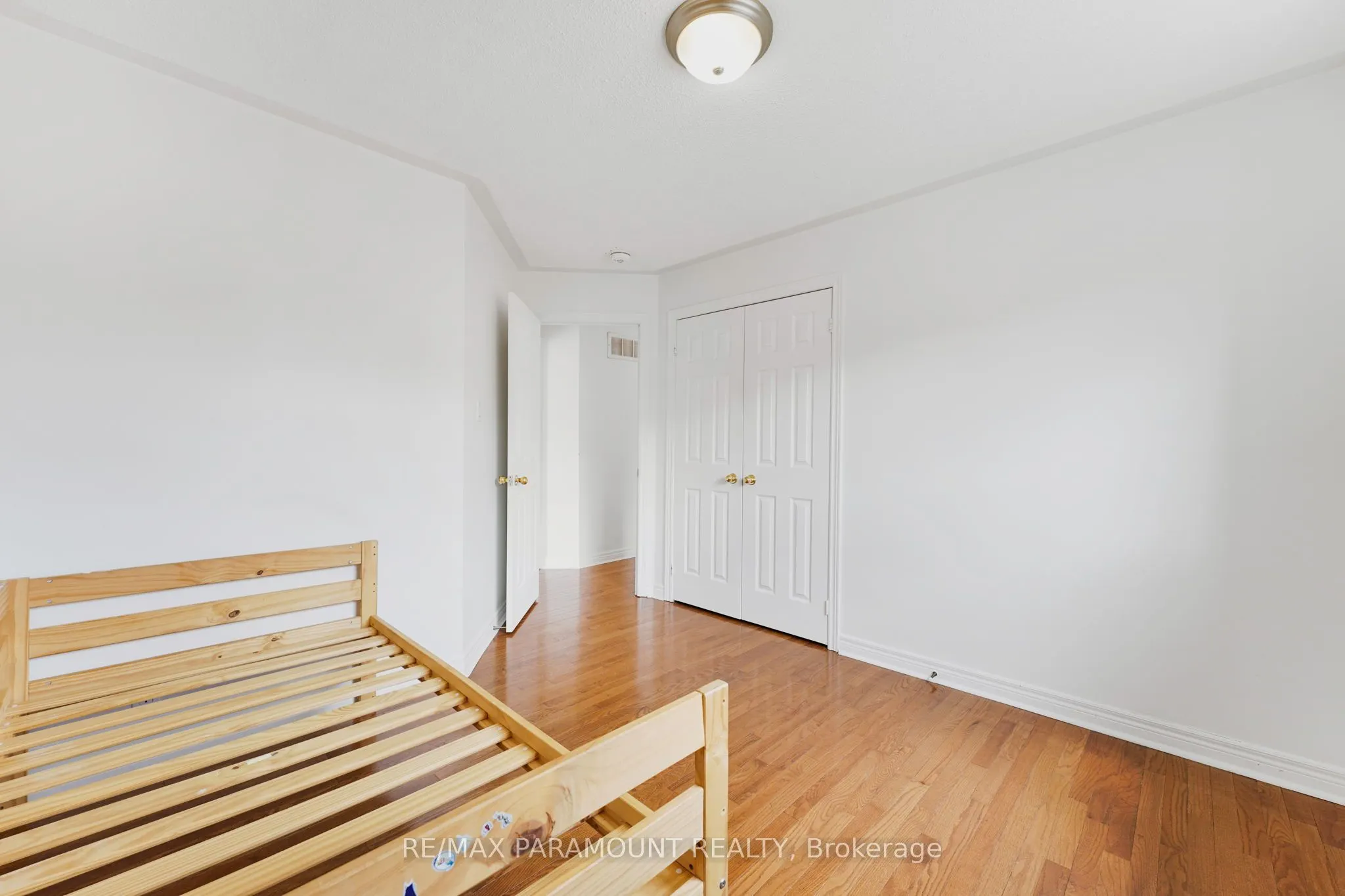 4 Summerdale Crescent, #Upper