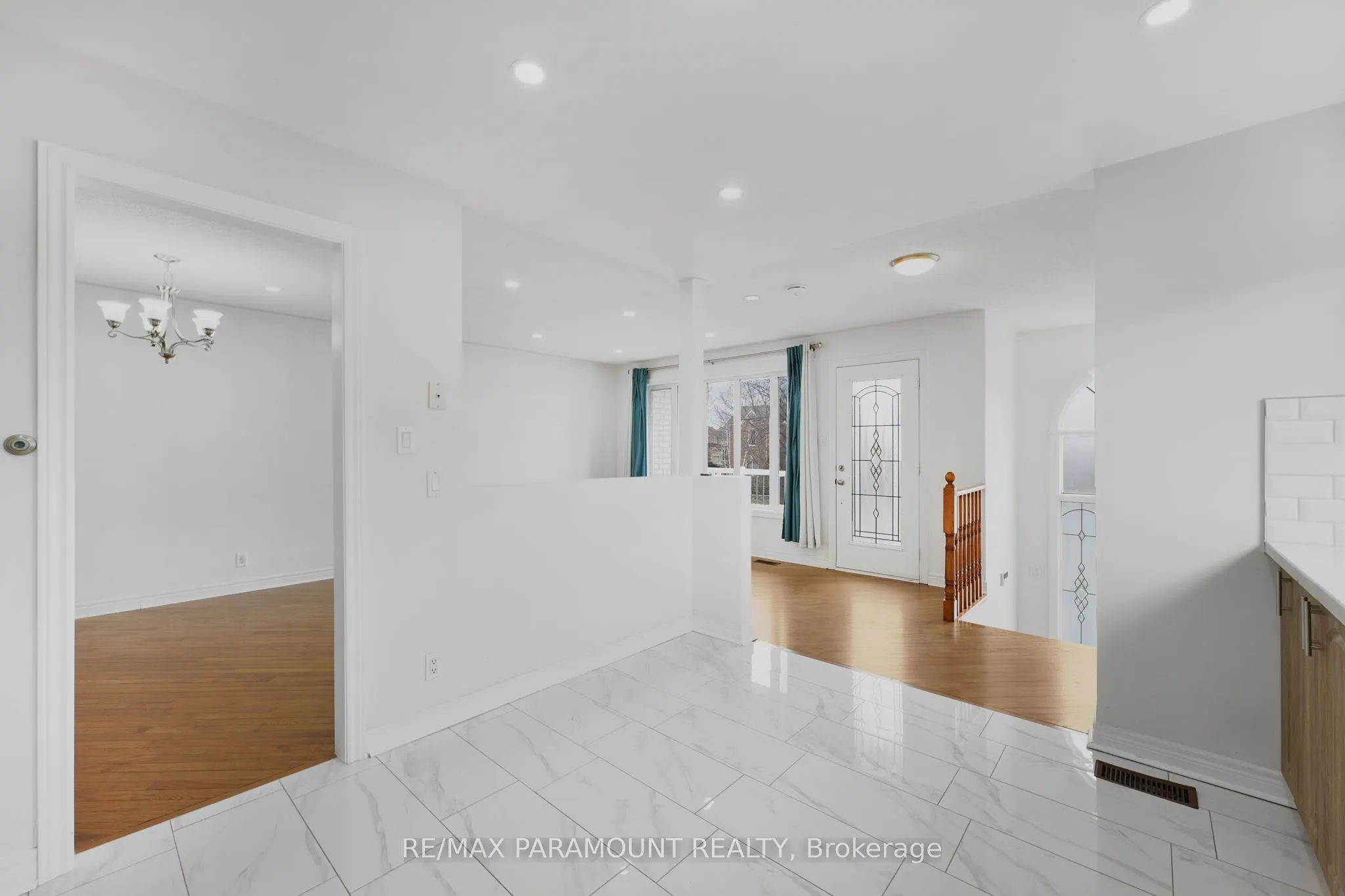 4 Summerdale Crescent, #Upper