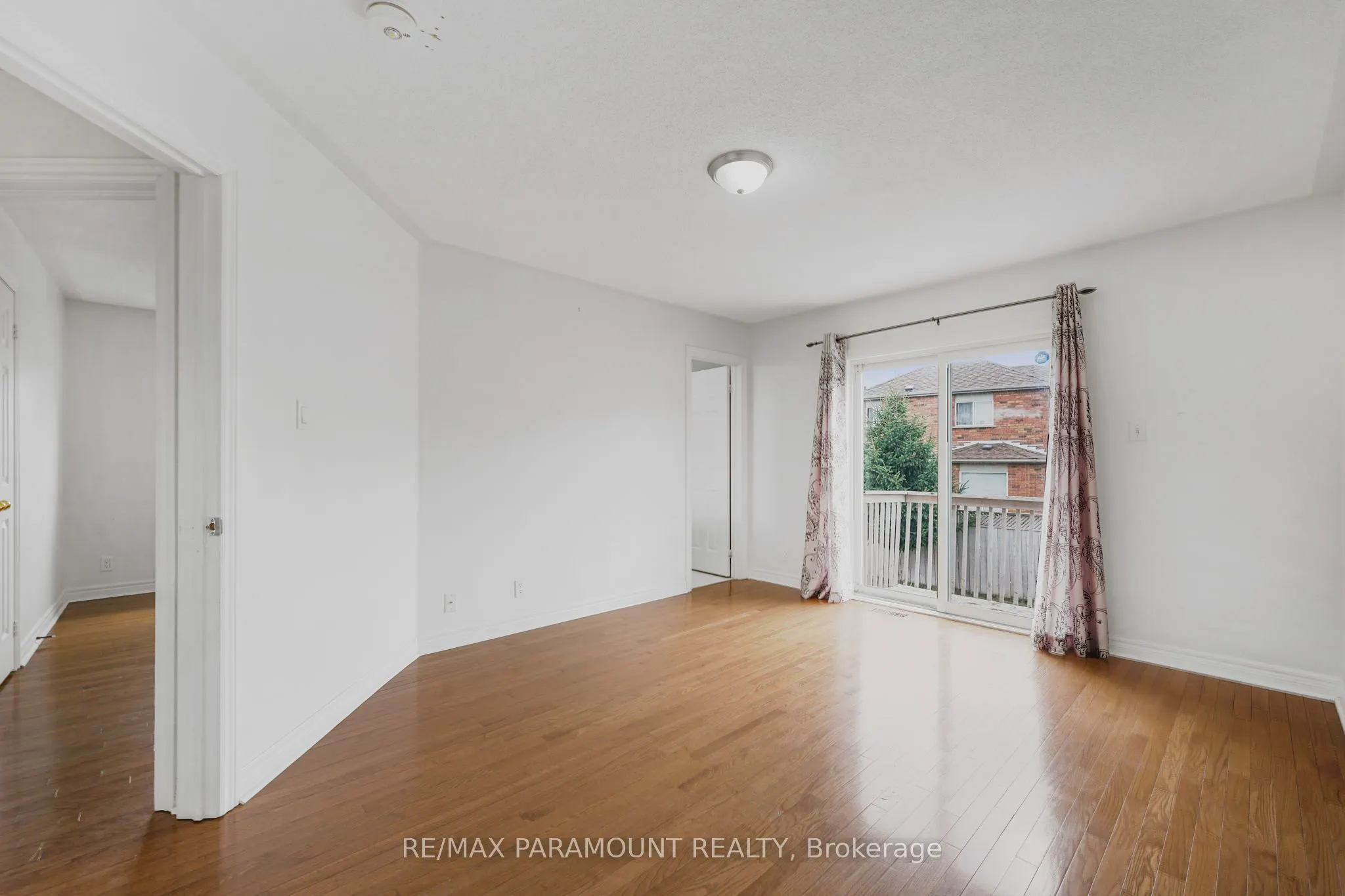 4 Summerdale Crescent, #Upper