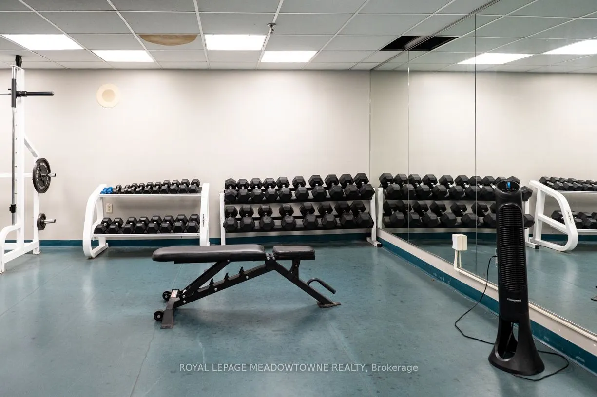 2155 Burnhamthorpe Road W, #902
