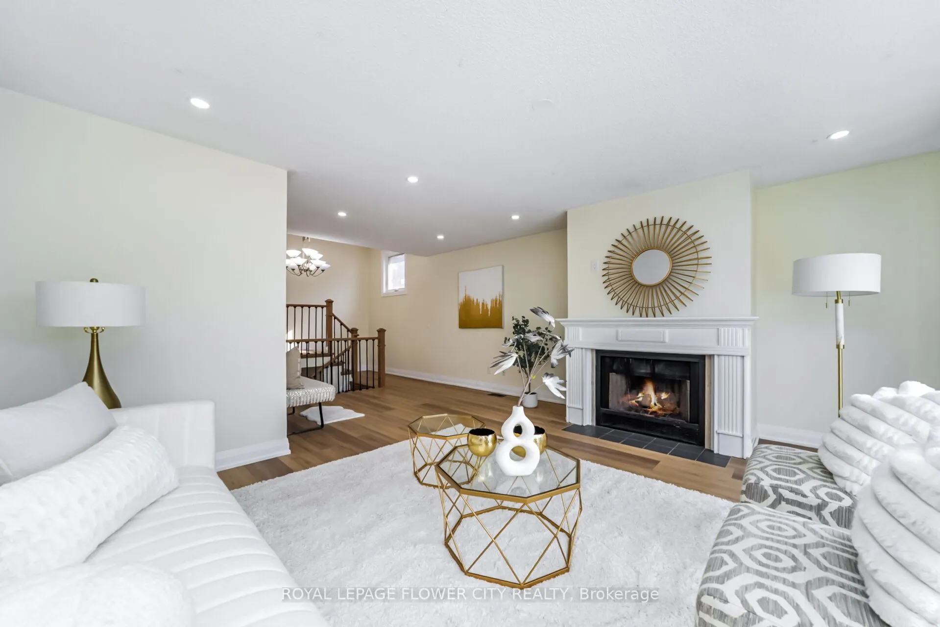 4 Natalie Court E