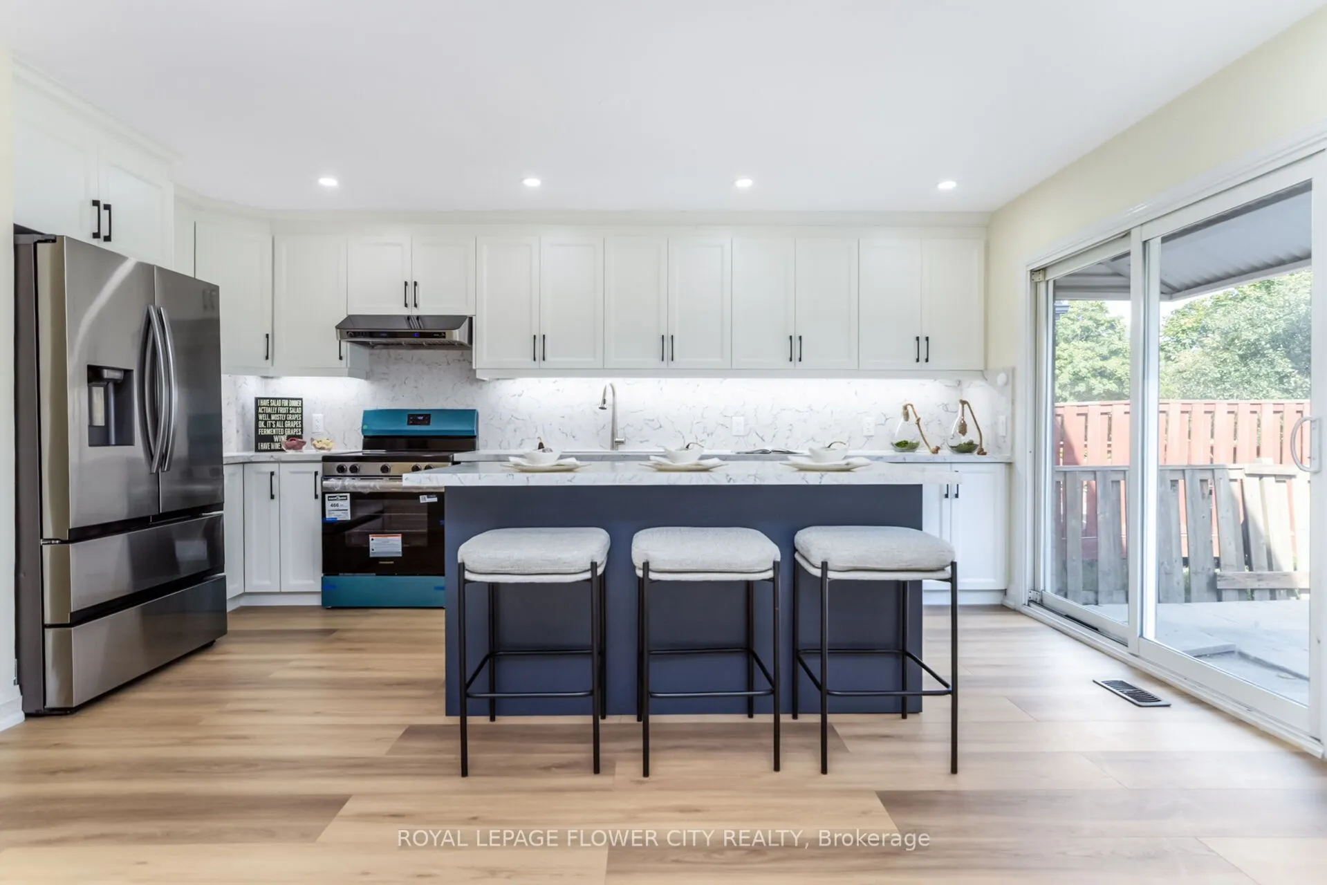 4 Natalie Court E