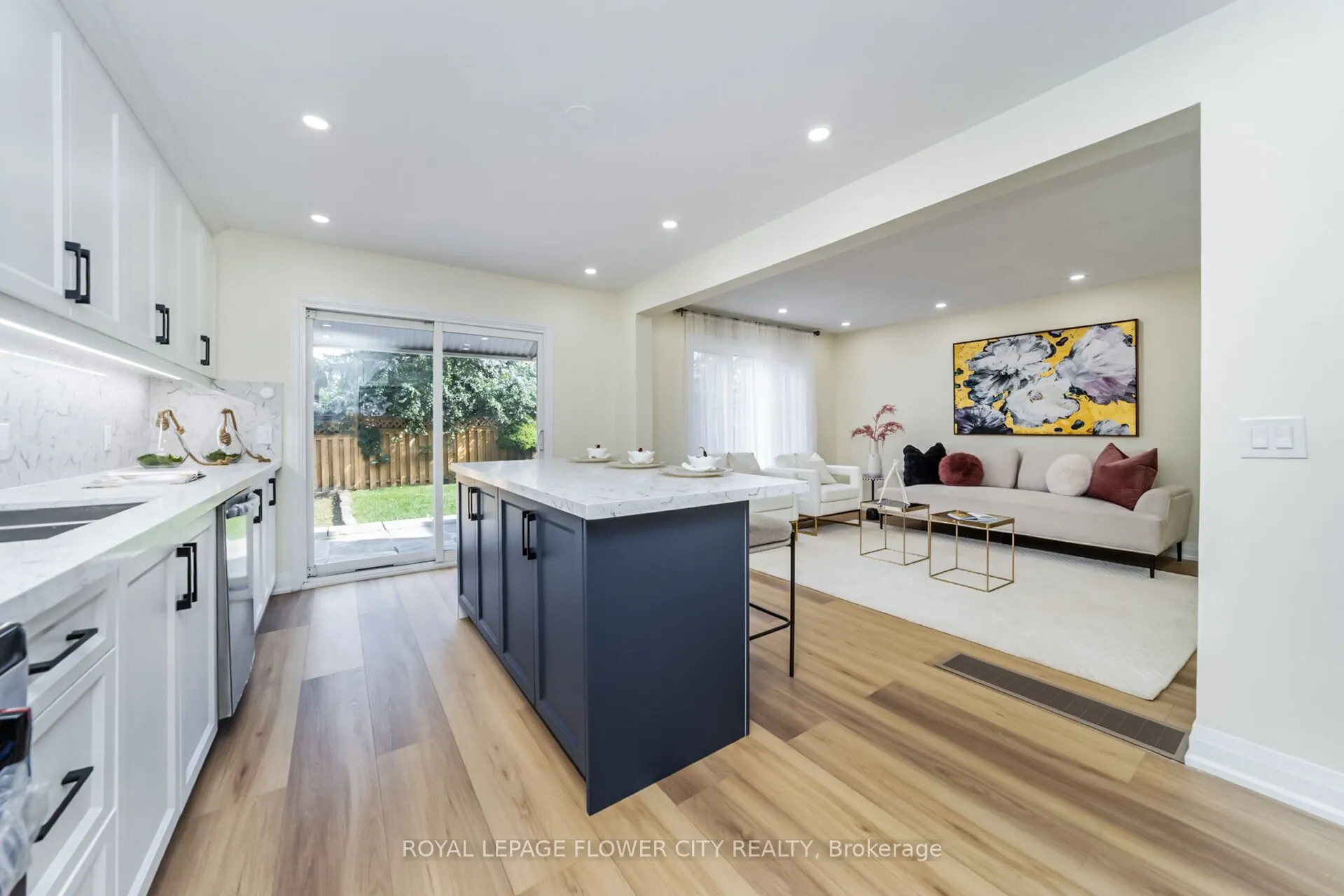 4 Natalie Court E