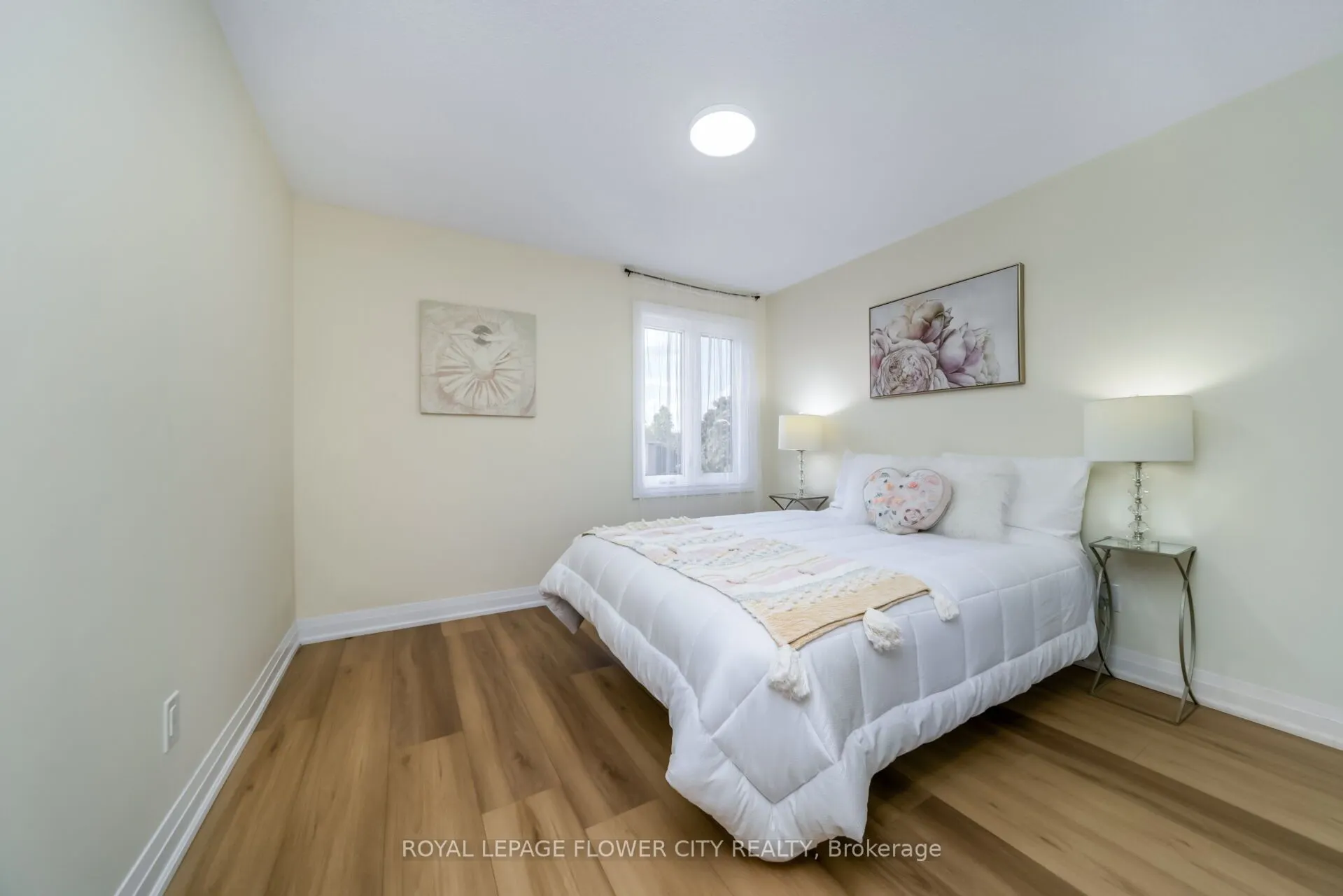 4 Natalie Court E