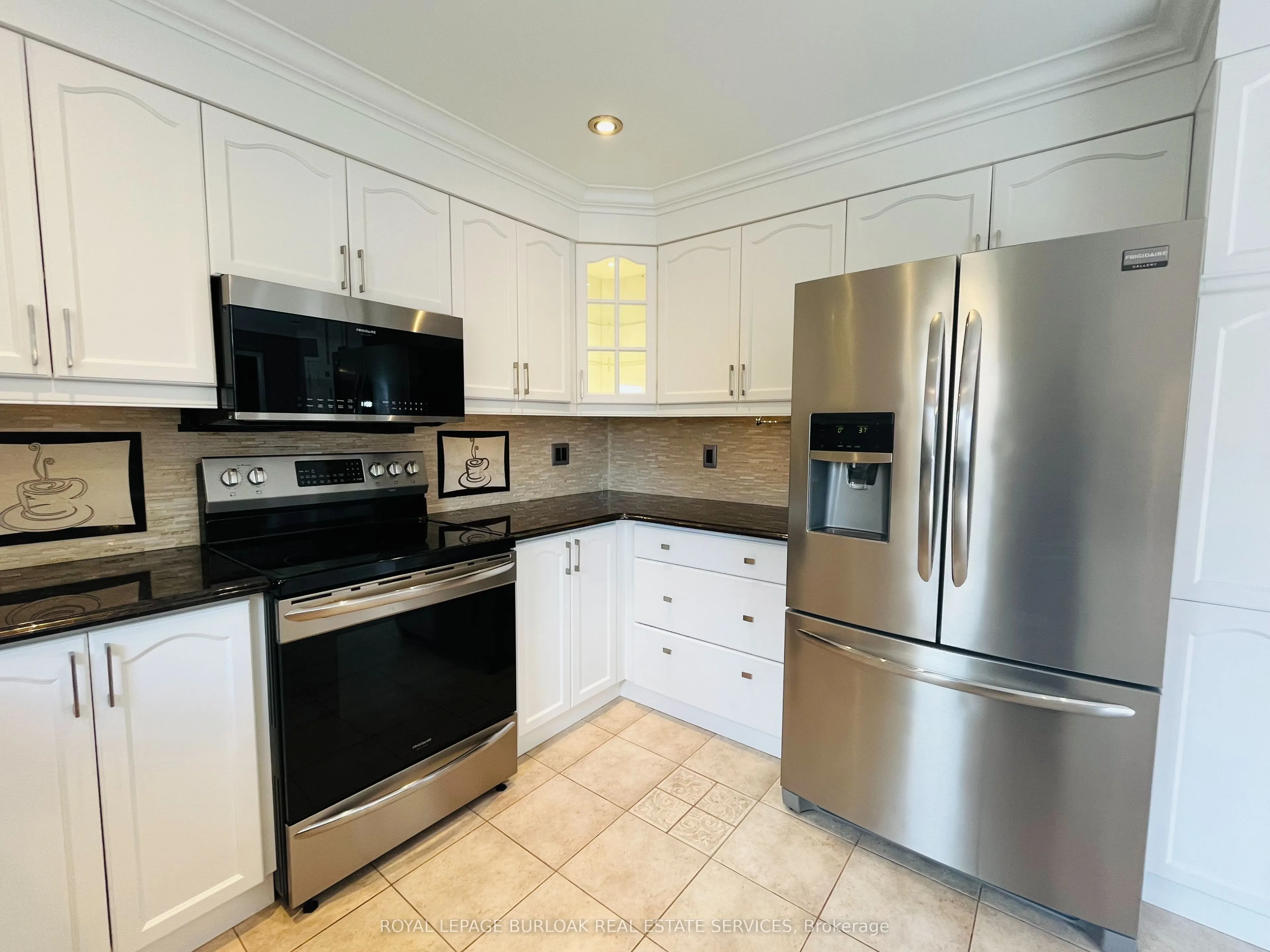 5256 Rome Crescent
