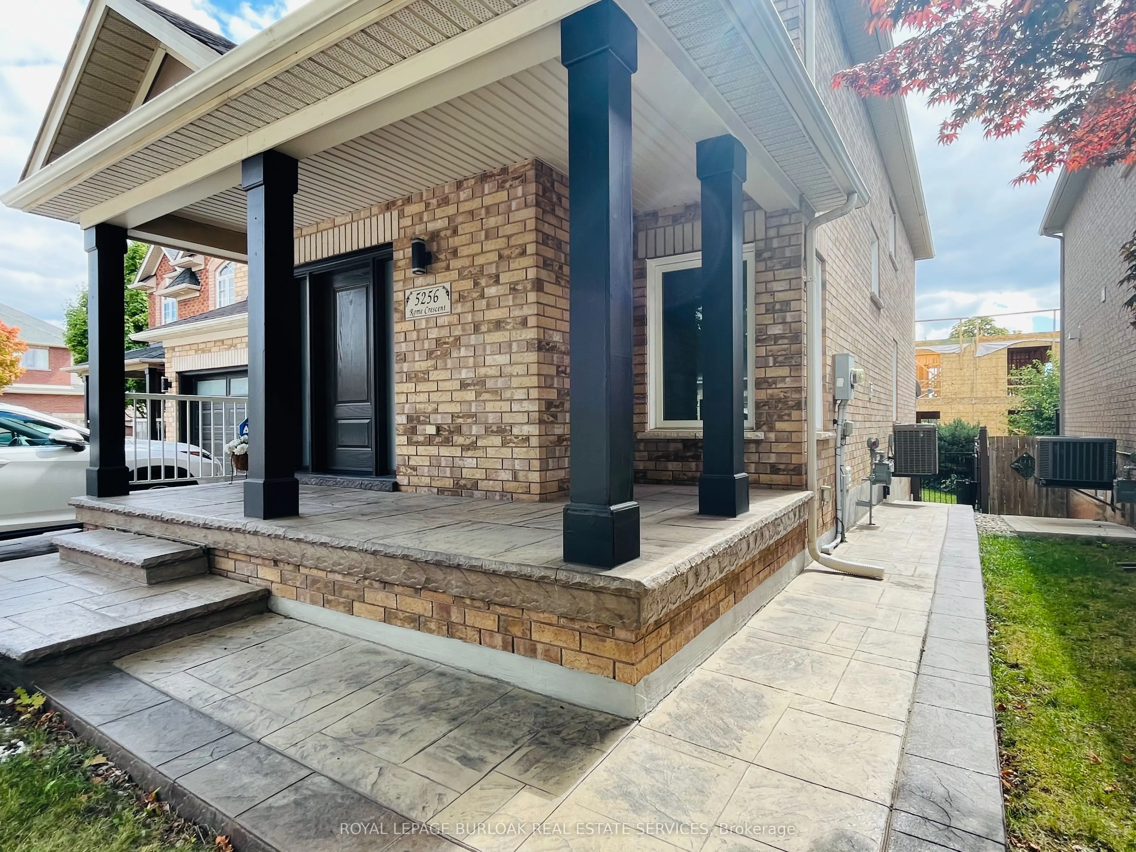 5256 Rome Crescent