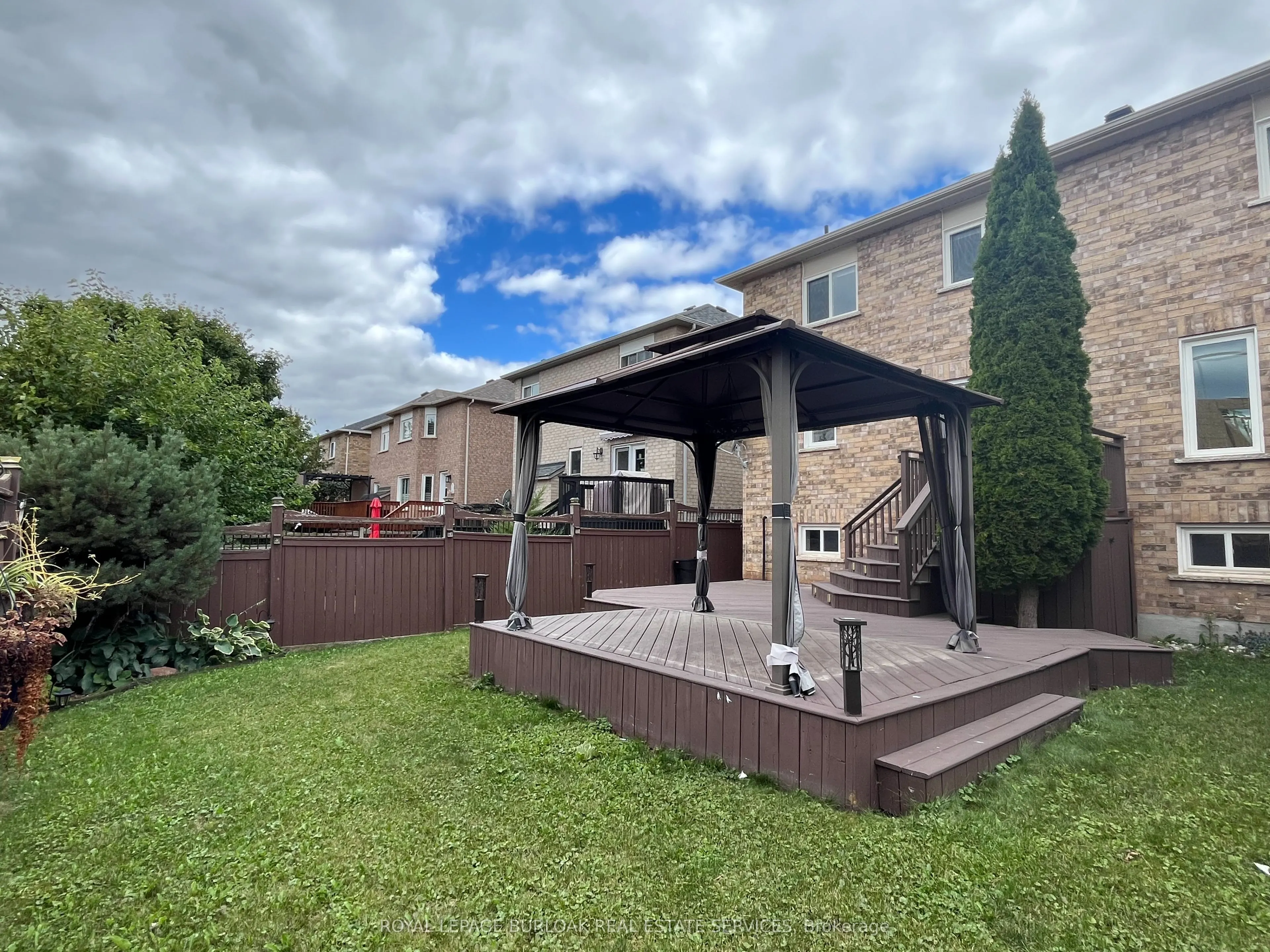 5256 Rome Crescent