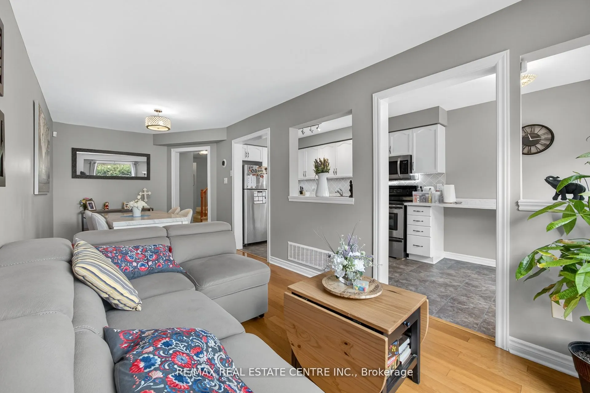 5958 GREENSBORO Drive, #81