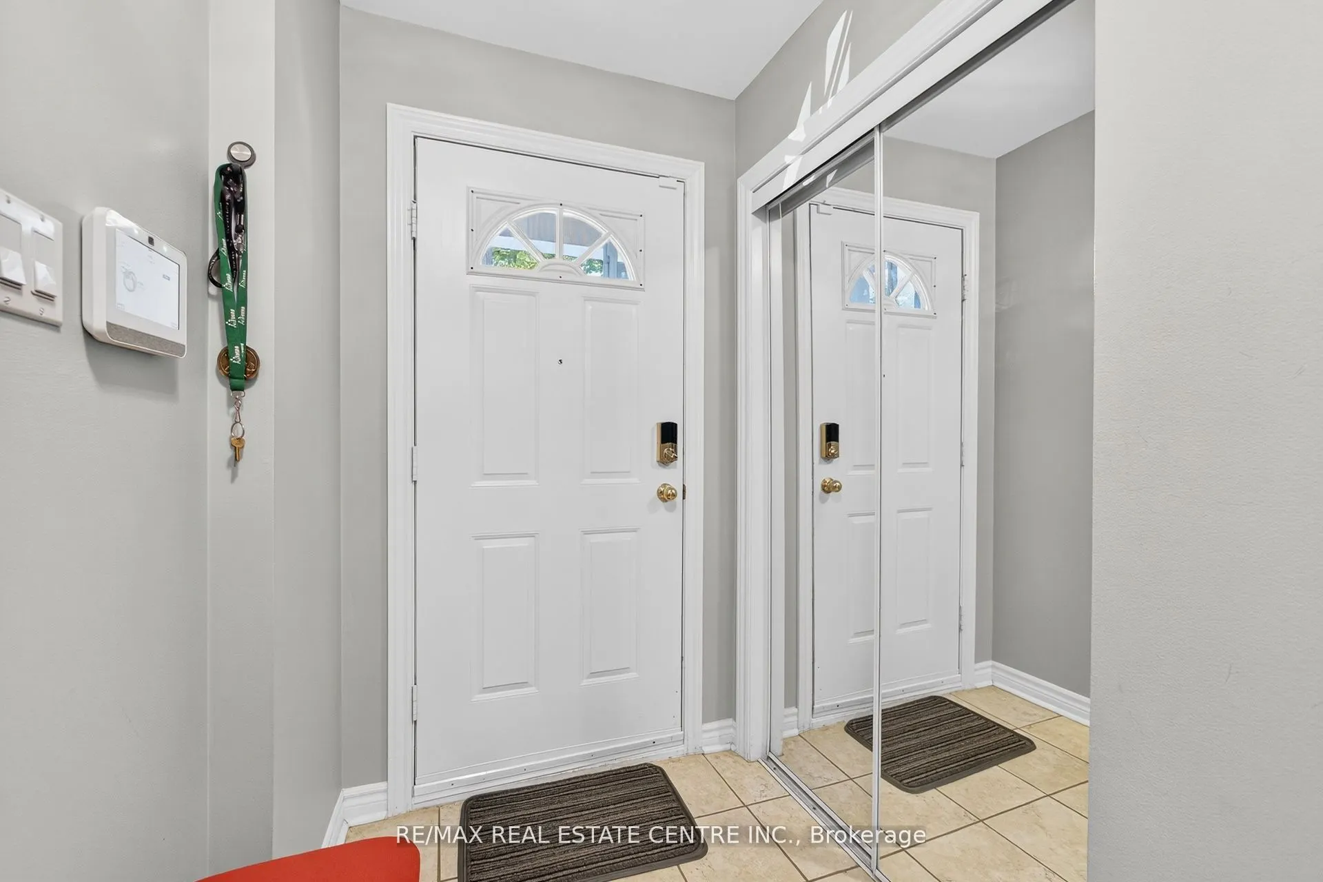 5958 GREENSBORO Drive, #81