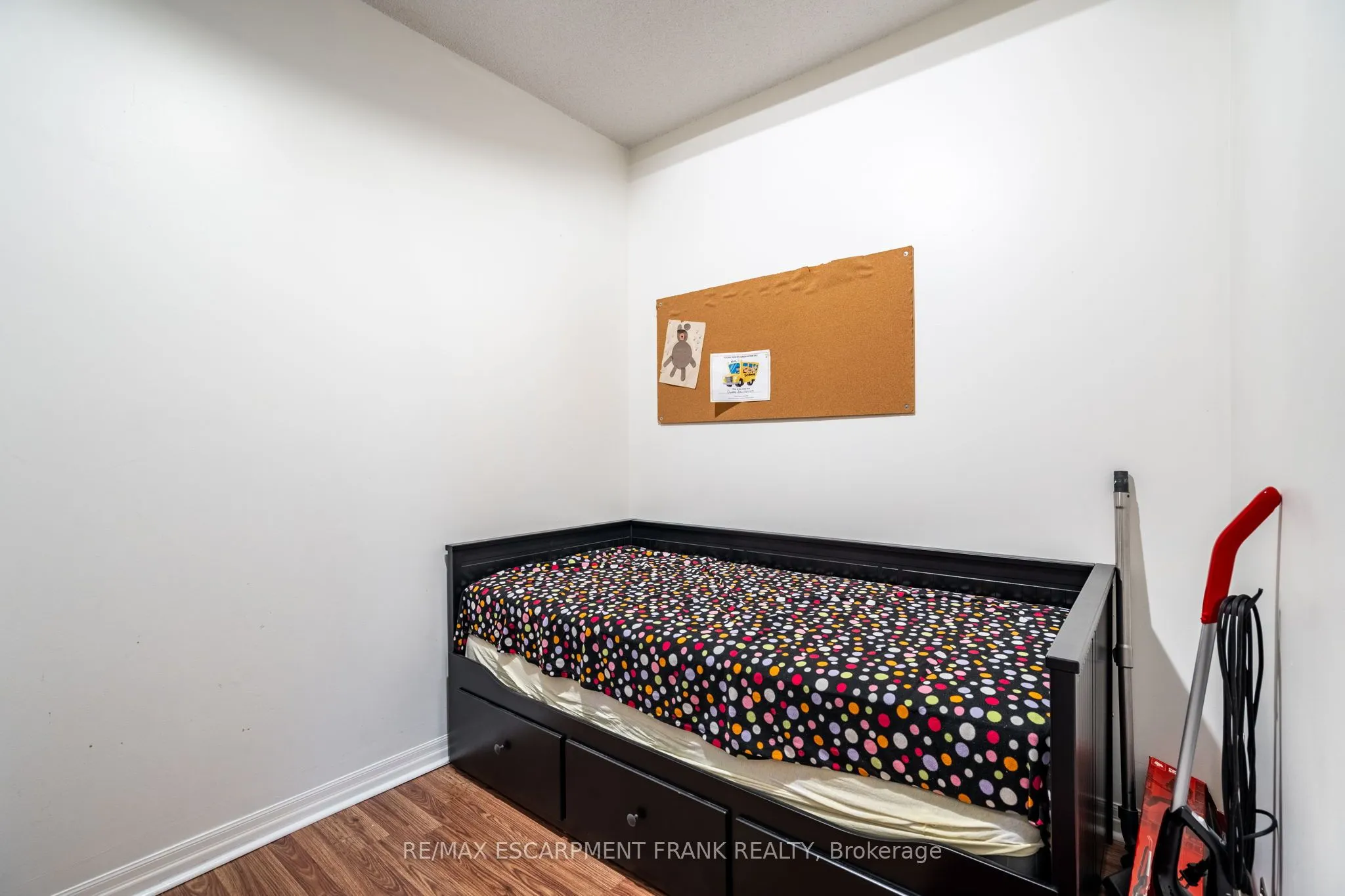 1359 RATHBURN Road E, #1801