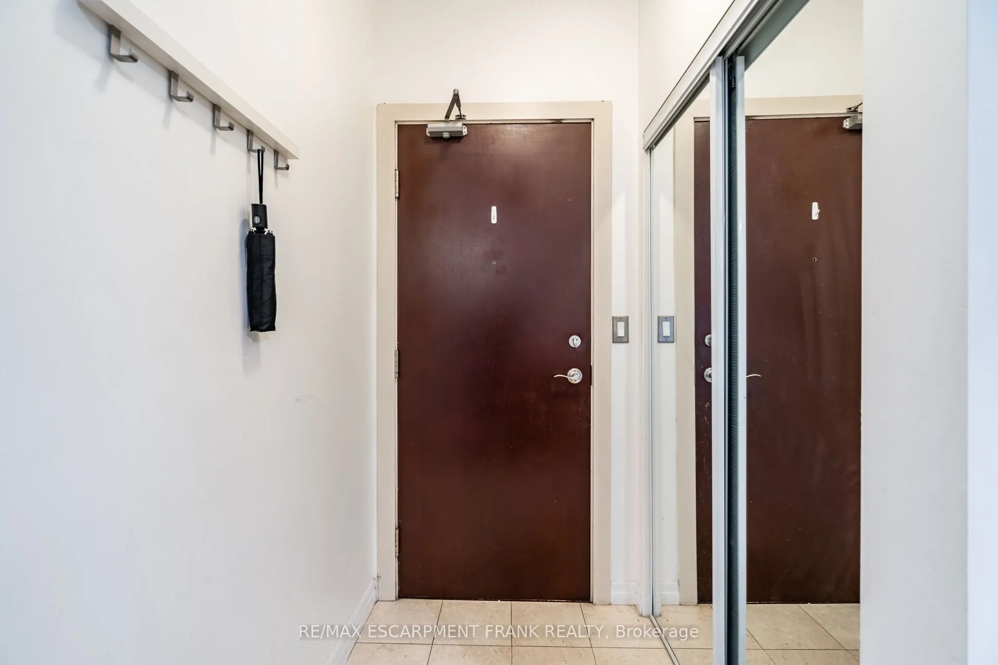 1359 RATHBURN Road E, #1801