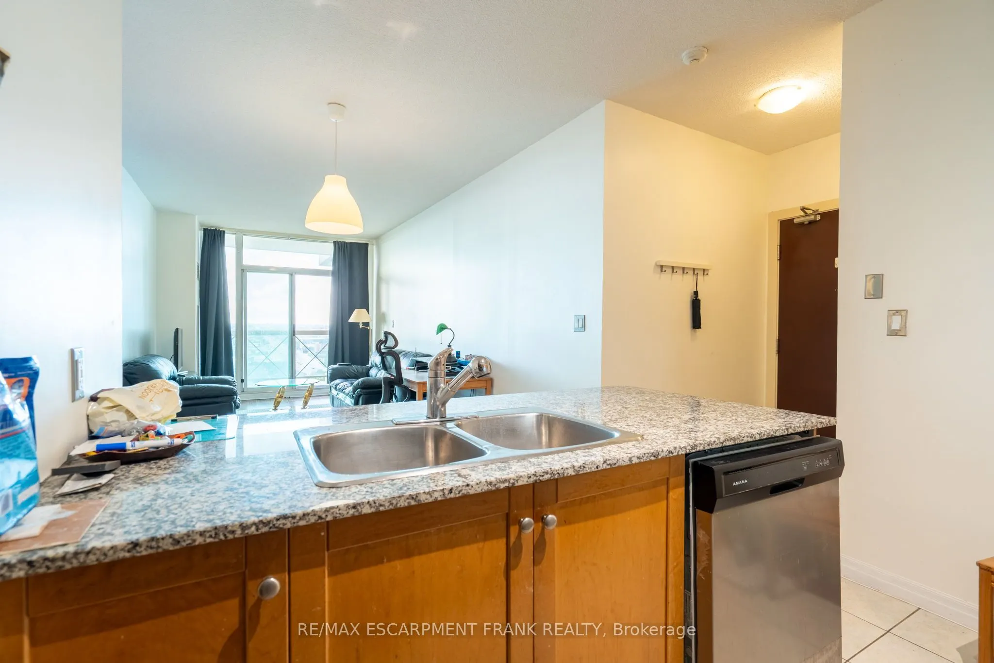 1359 RATHBURN Road E, #1801
