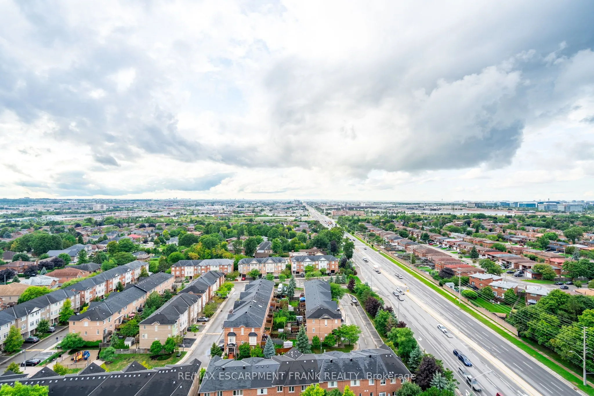 1359 RATHBURN Road E, #1801