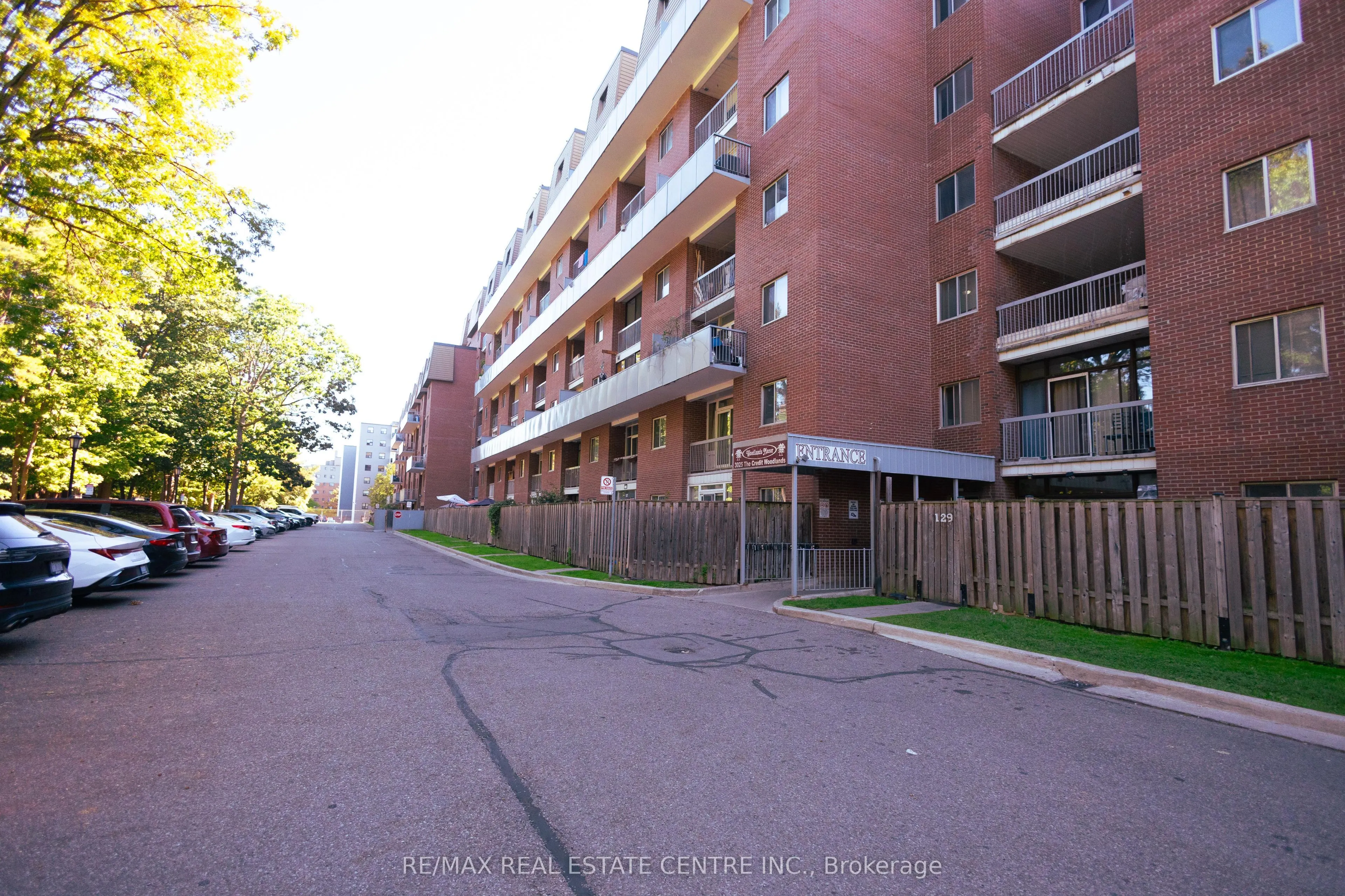 3025 THE CREDIT WOODLANDS, #250