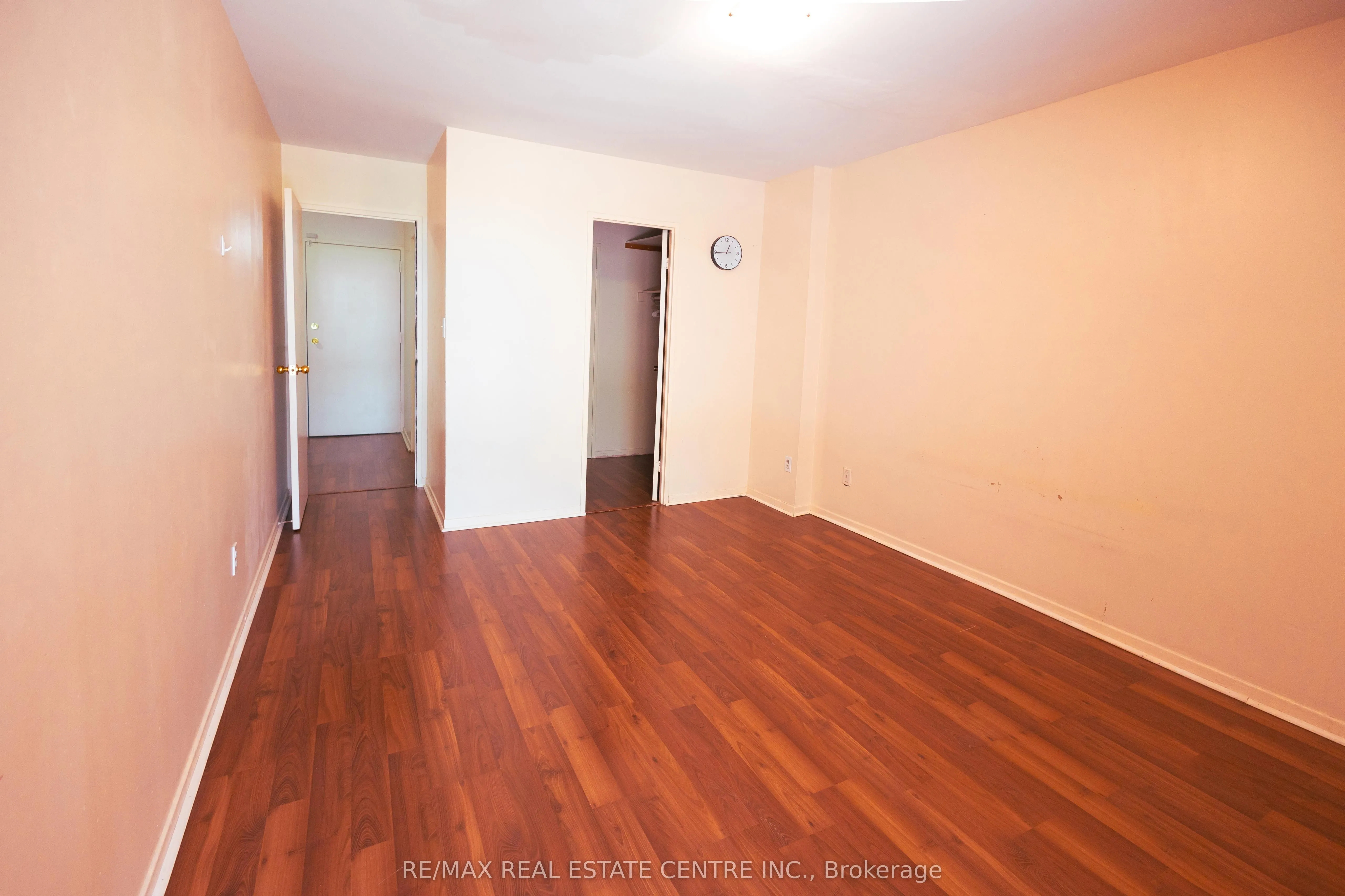 3025 THE CREDIT WOODLANDS, #250