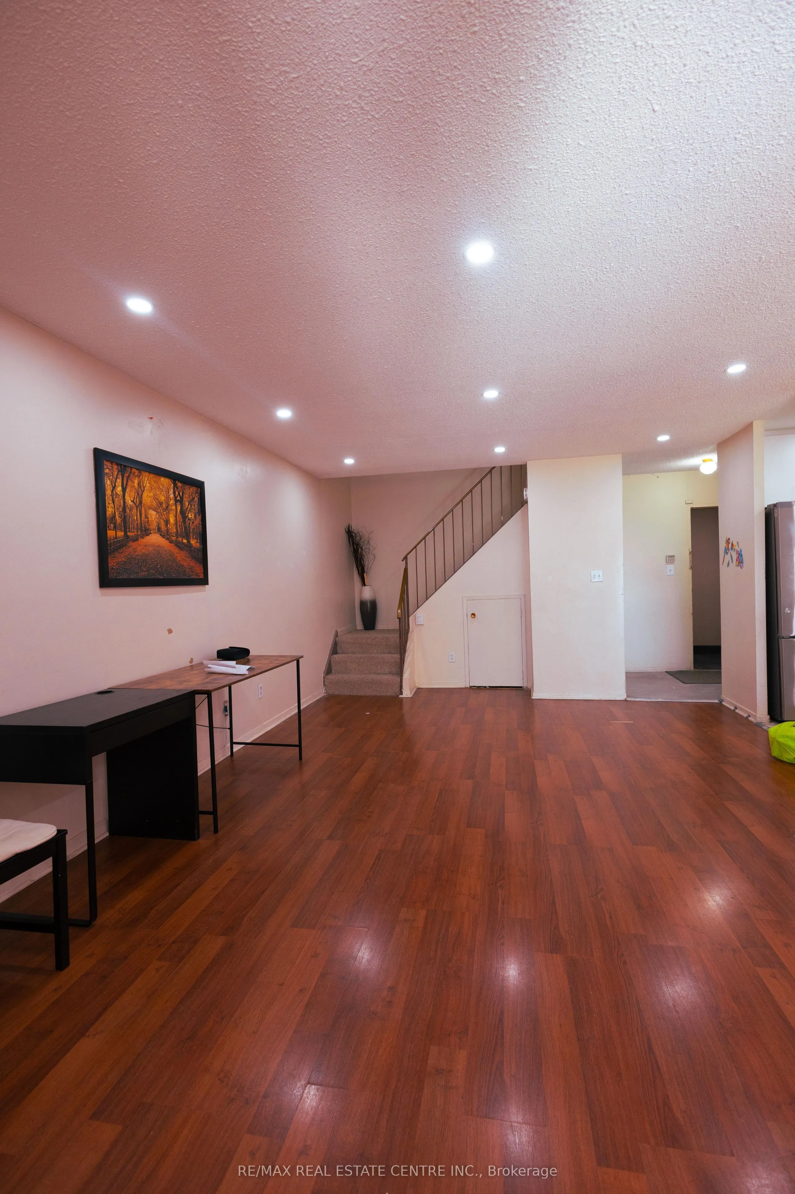 3025 THE CREDIT WOODLANDS, #250