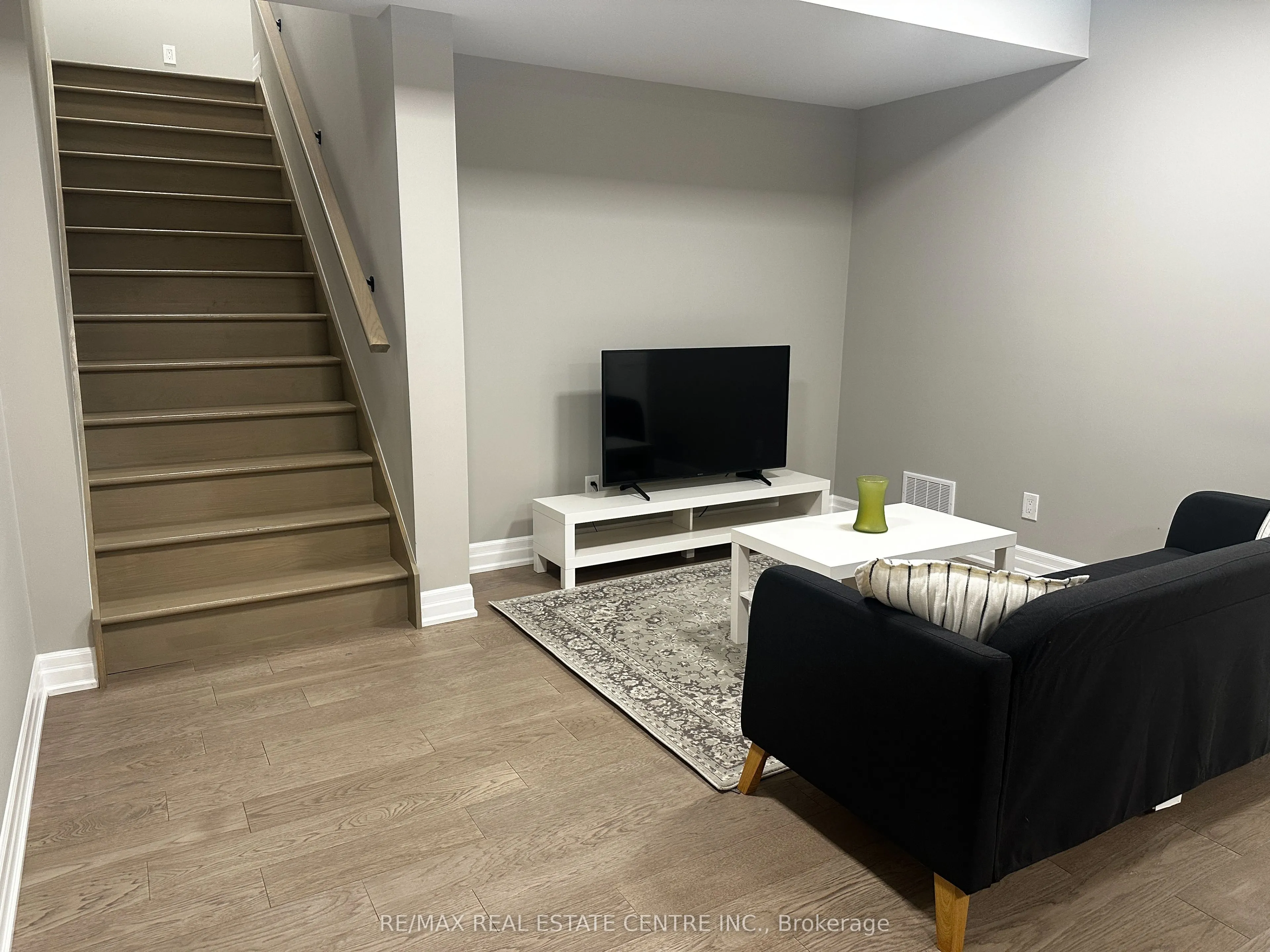 3300 Sunningdale Gardens, #Basmt.