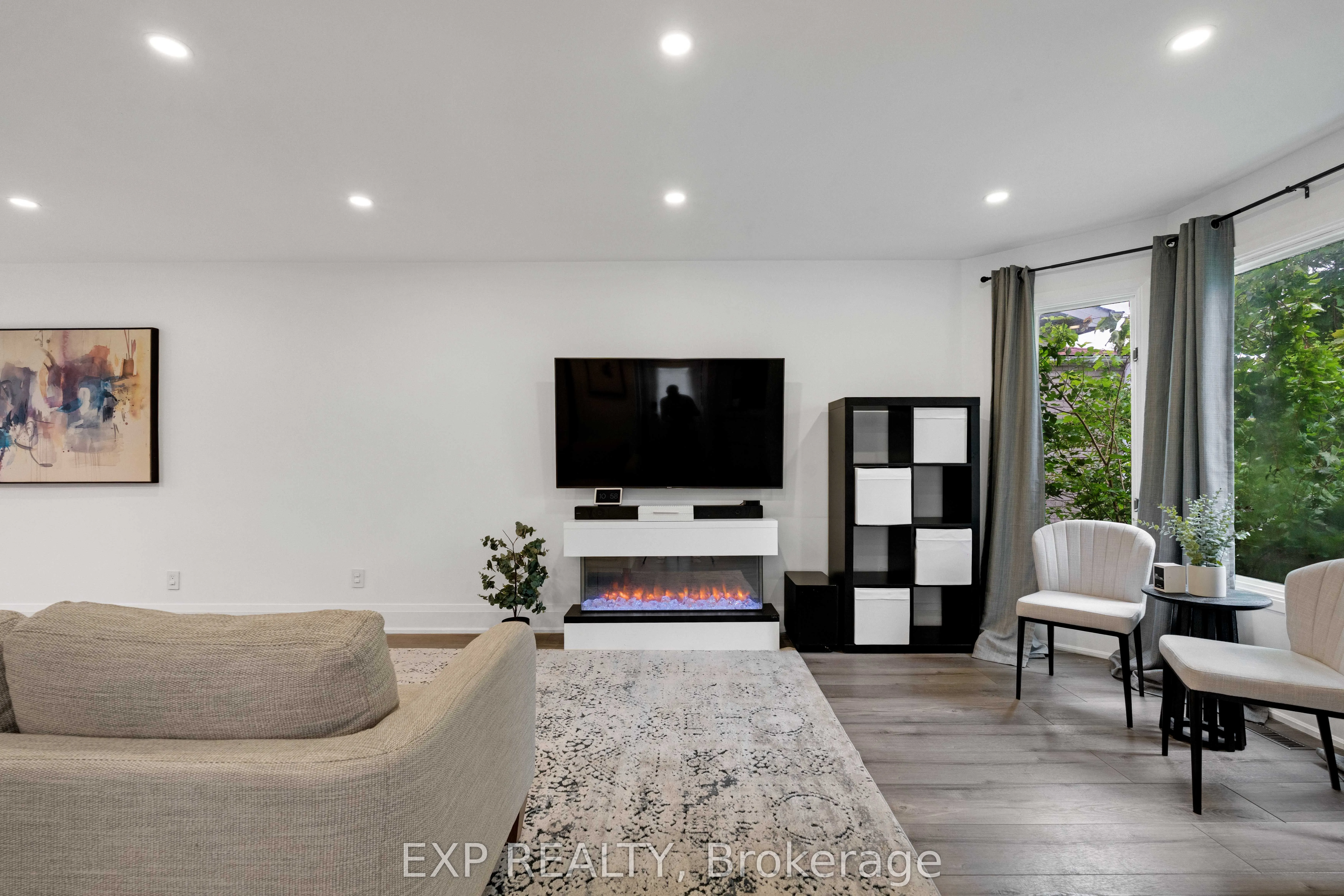 1674 Princelea Place