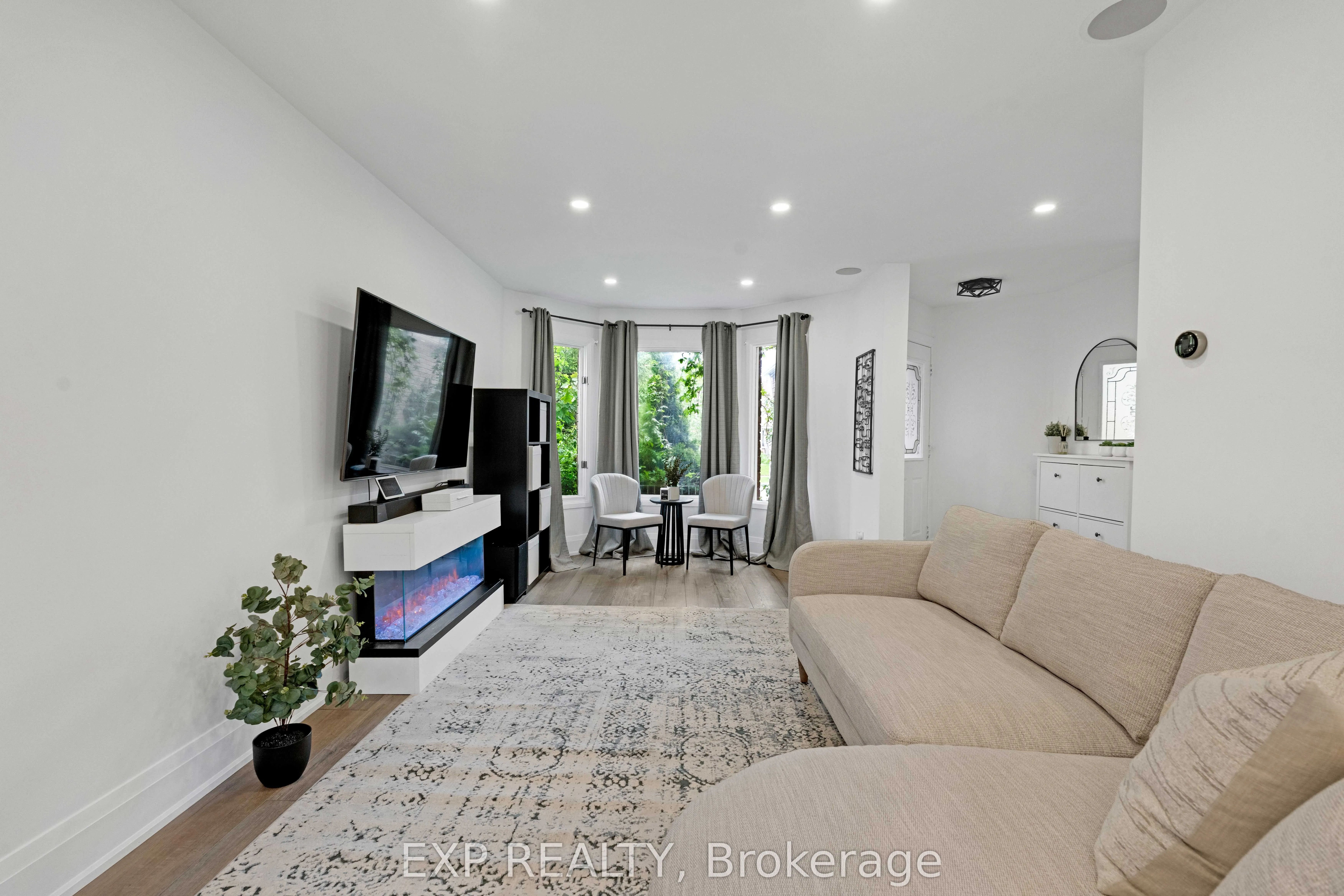 1674 Princelea Place