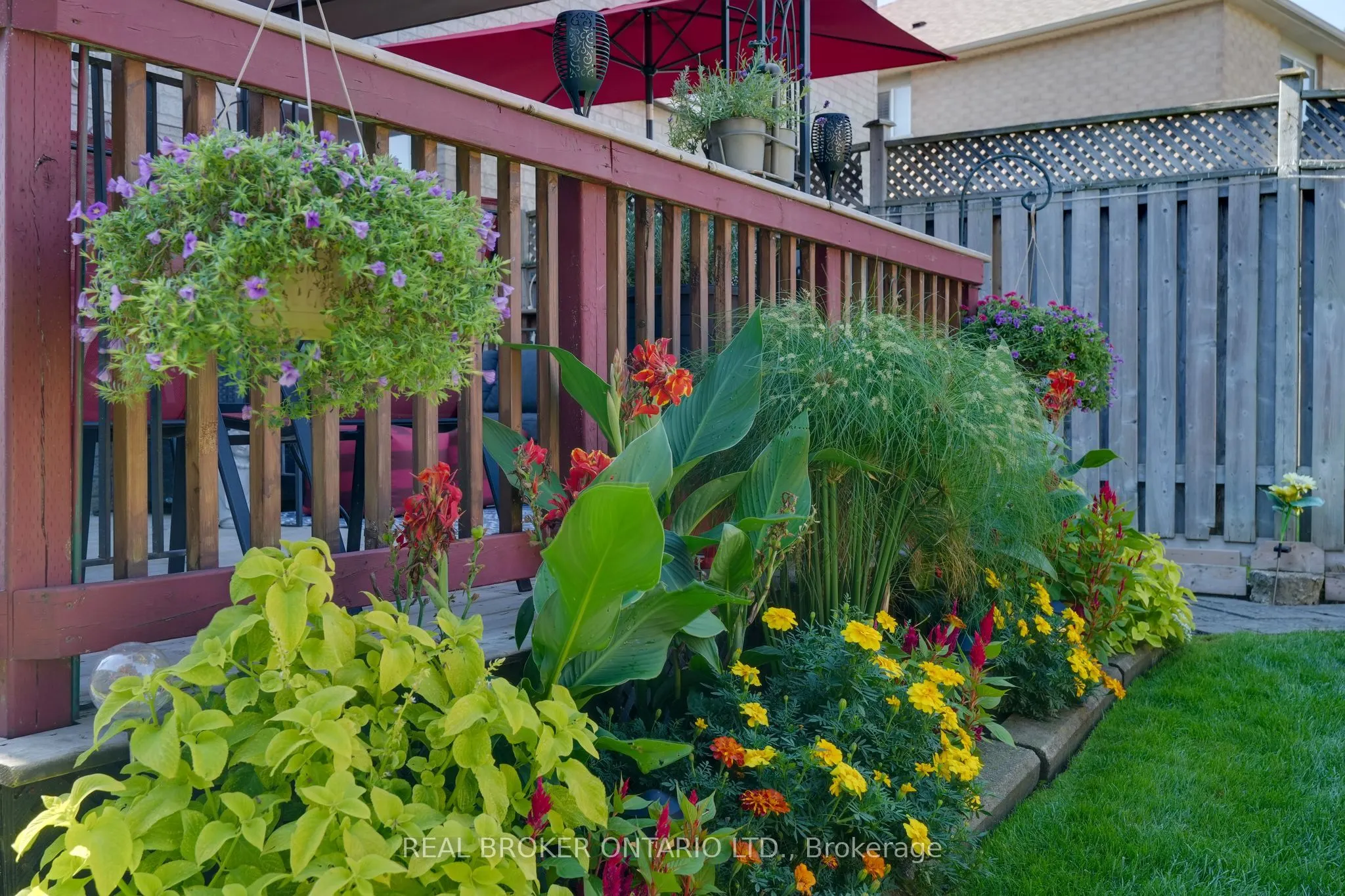 4 Ironhorse Crescent
