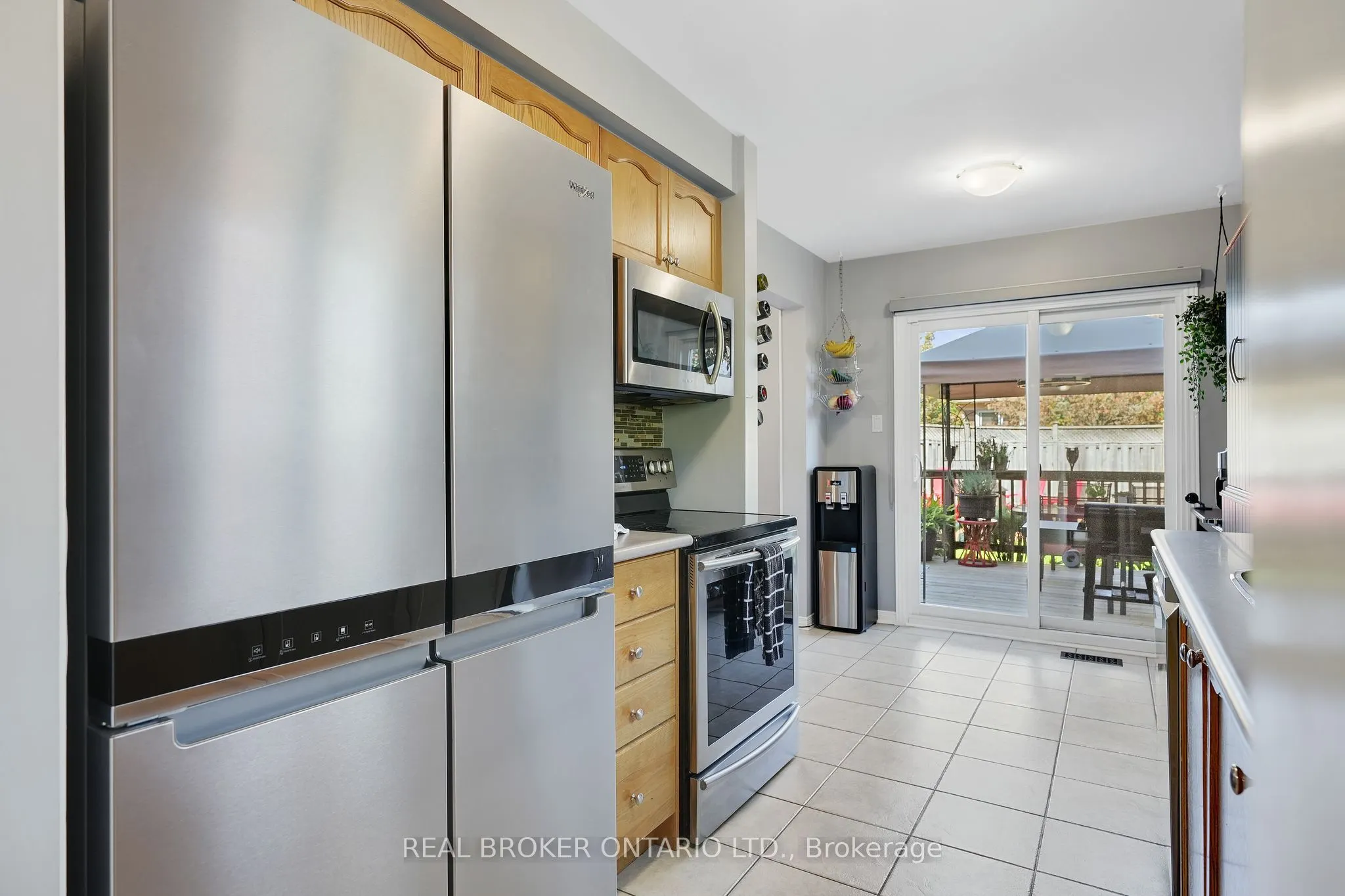 4 Ironhorse Crescent