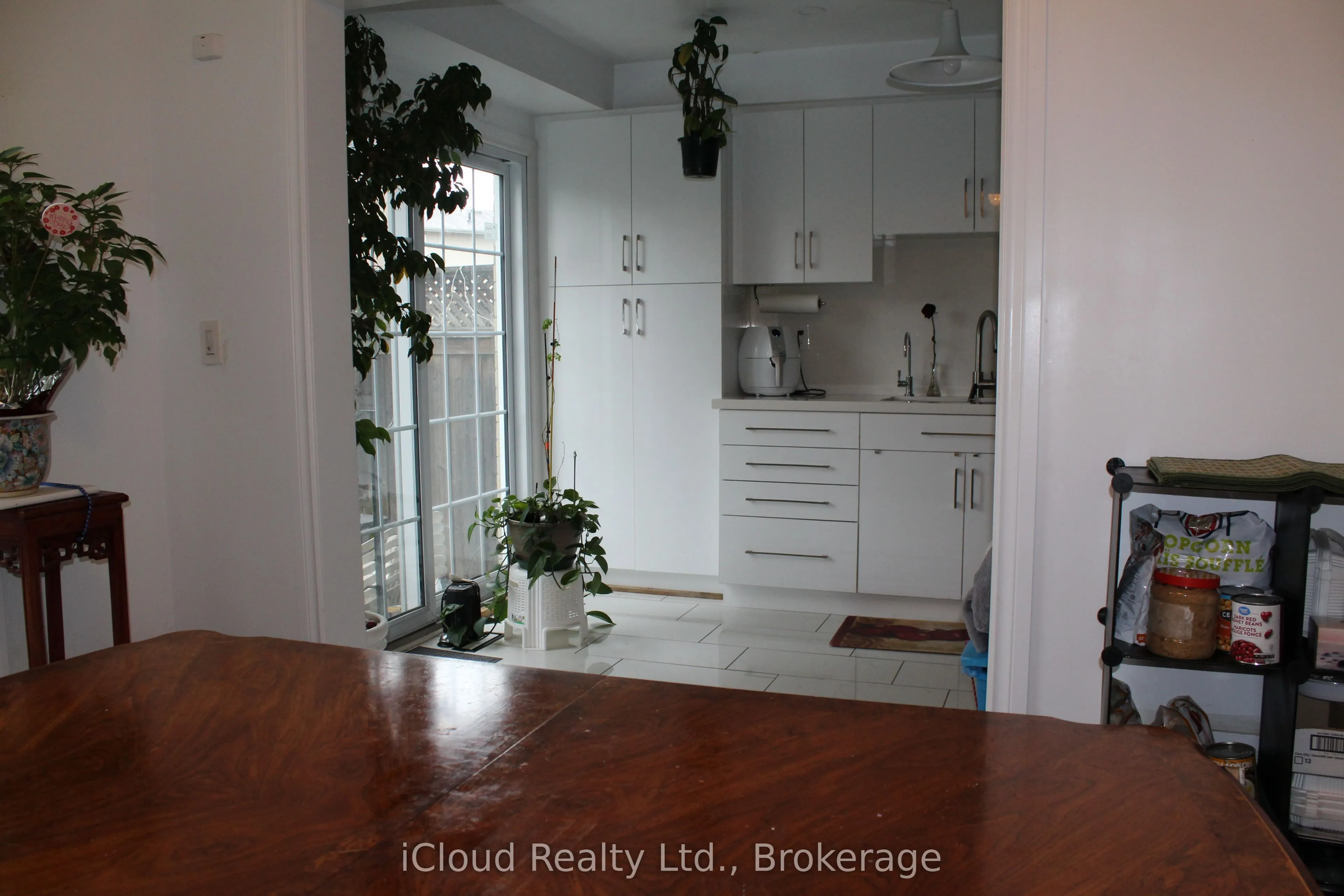 3 Hartnell Square, #2