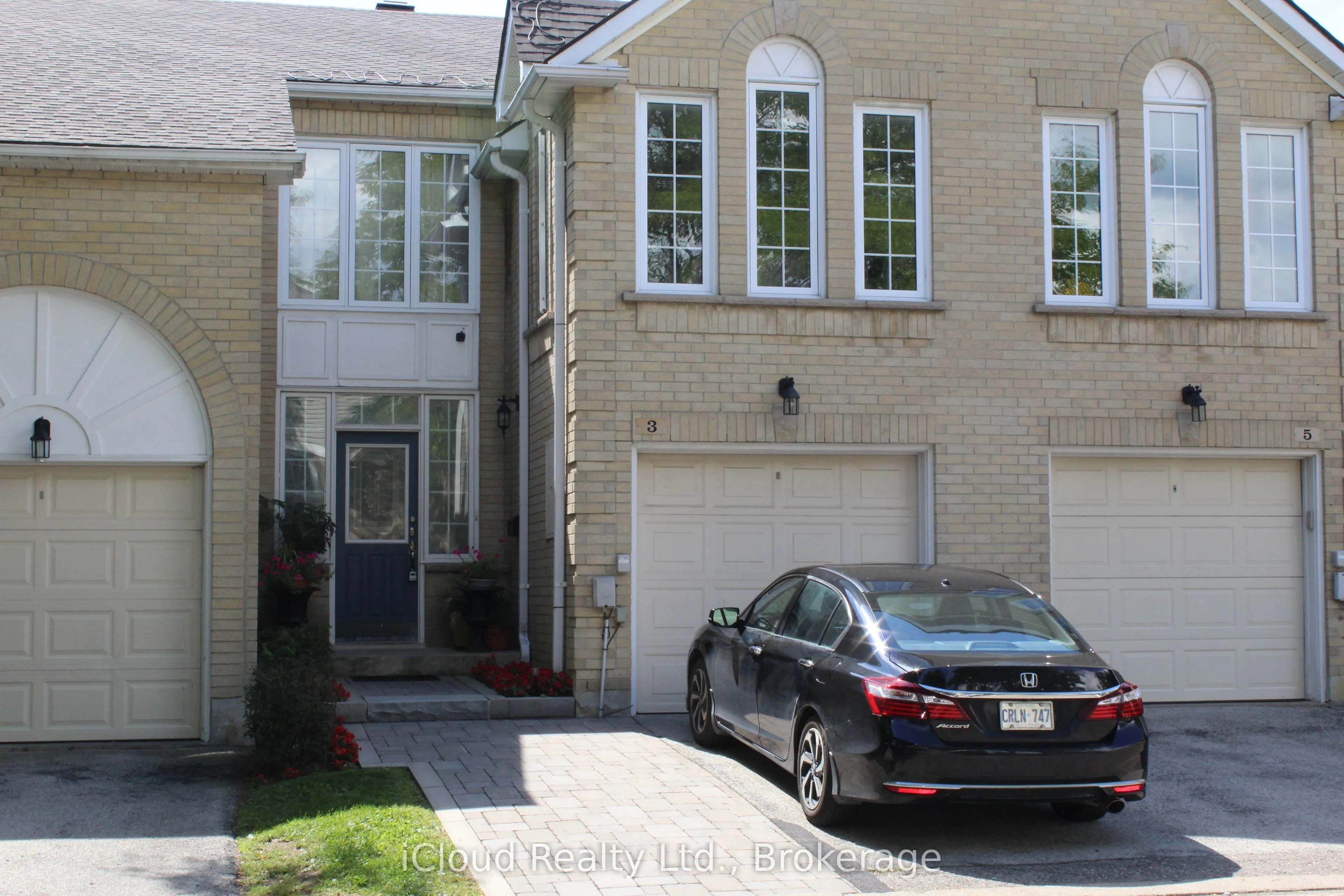 3 Hartnell Square, #2