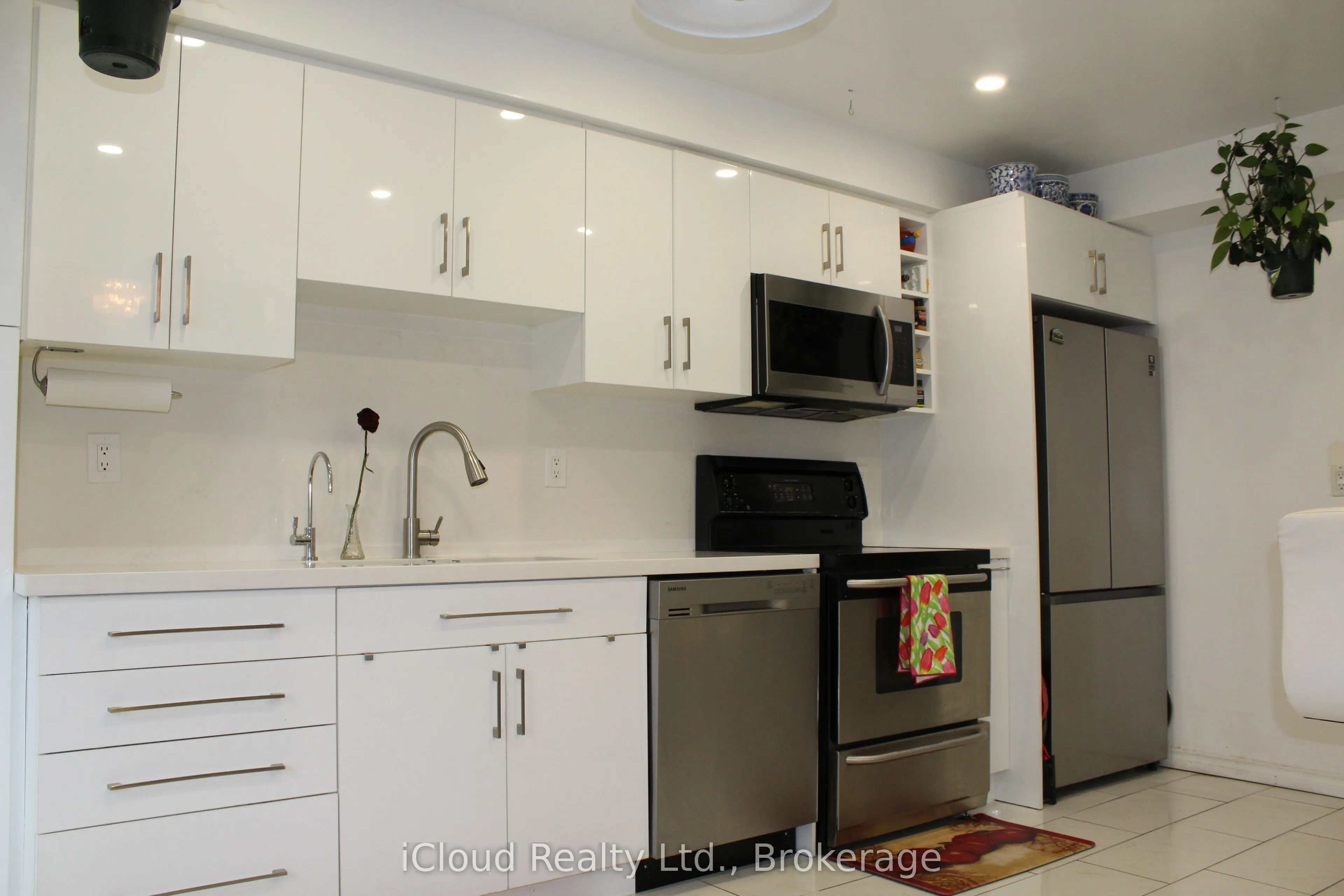 3 Hartnell Square, #2