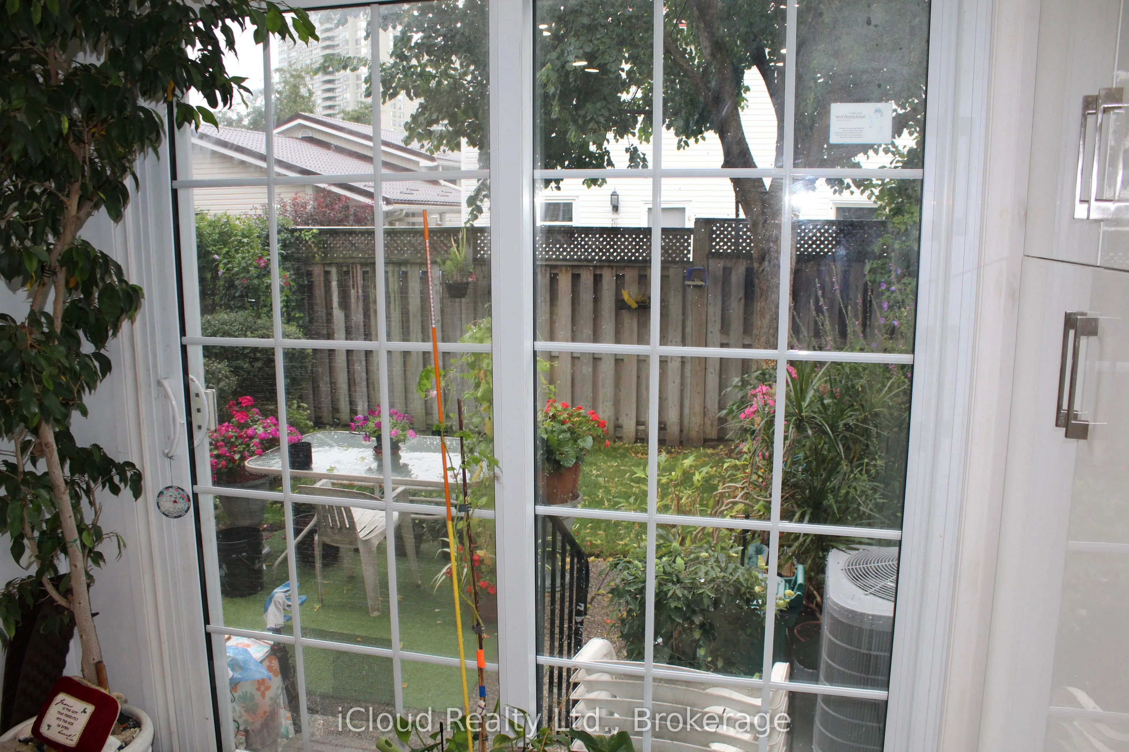 3 Hartnell Square, #2