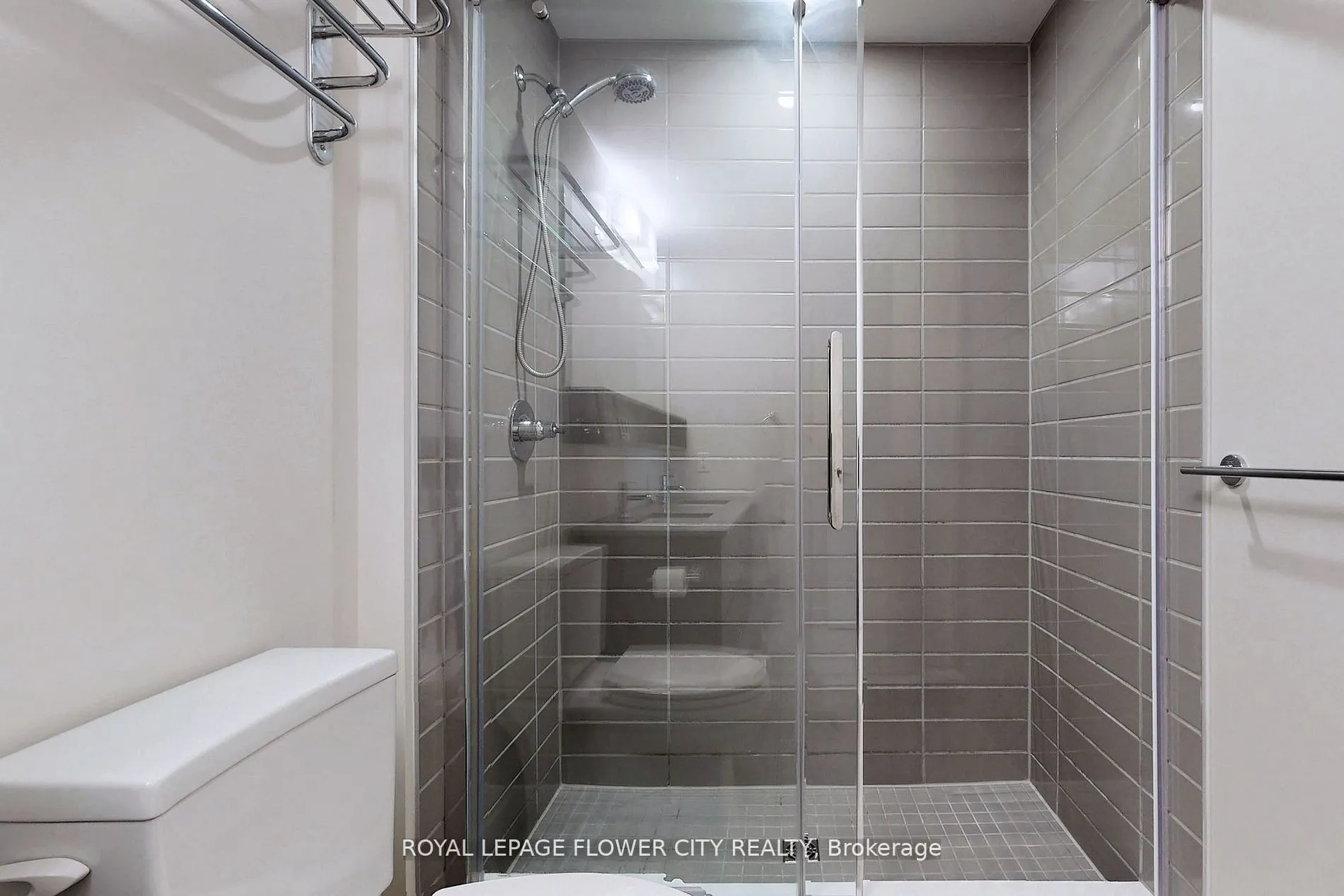 320 Plains Road E, #106