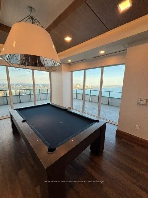 30 Shore Breeze Drive, #LPH 03A