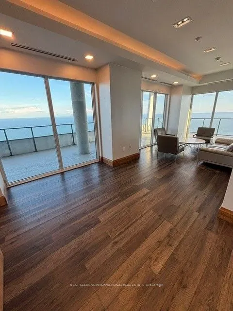 30 Shore Breeze Drive, #LPH 03A