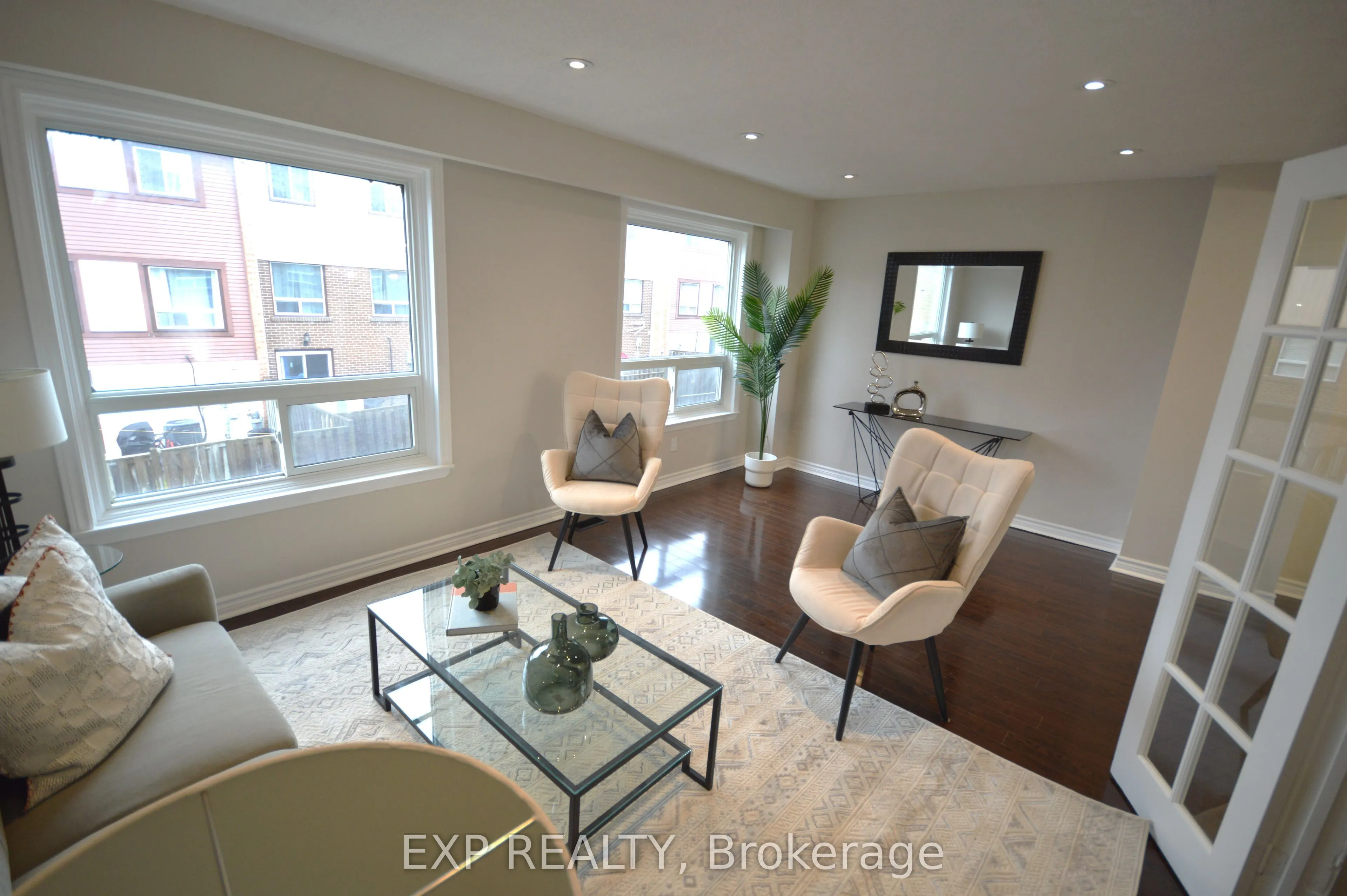 18 Moregate Crescent, #10