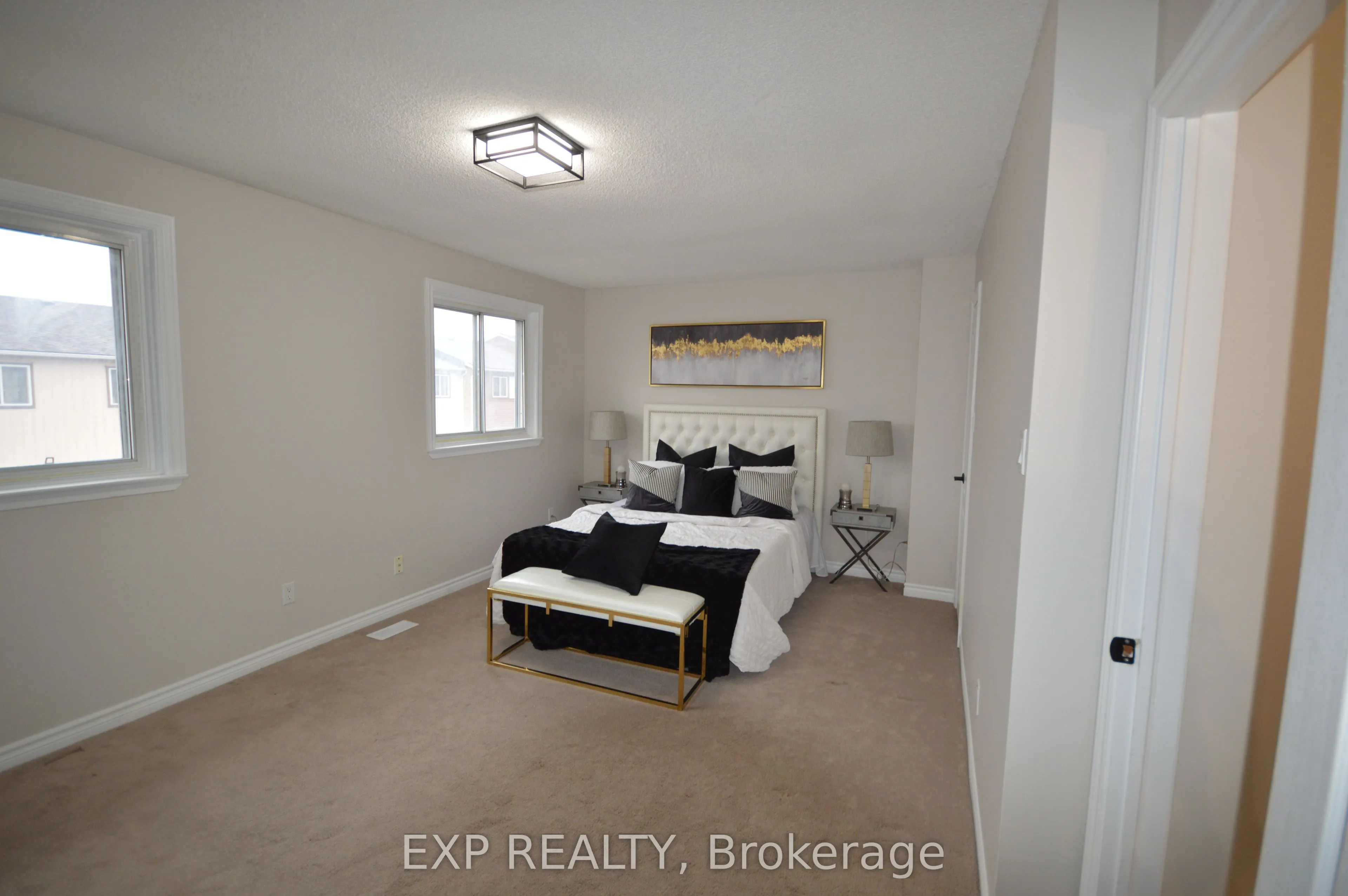 18 Moregate Crescent, #10