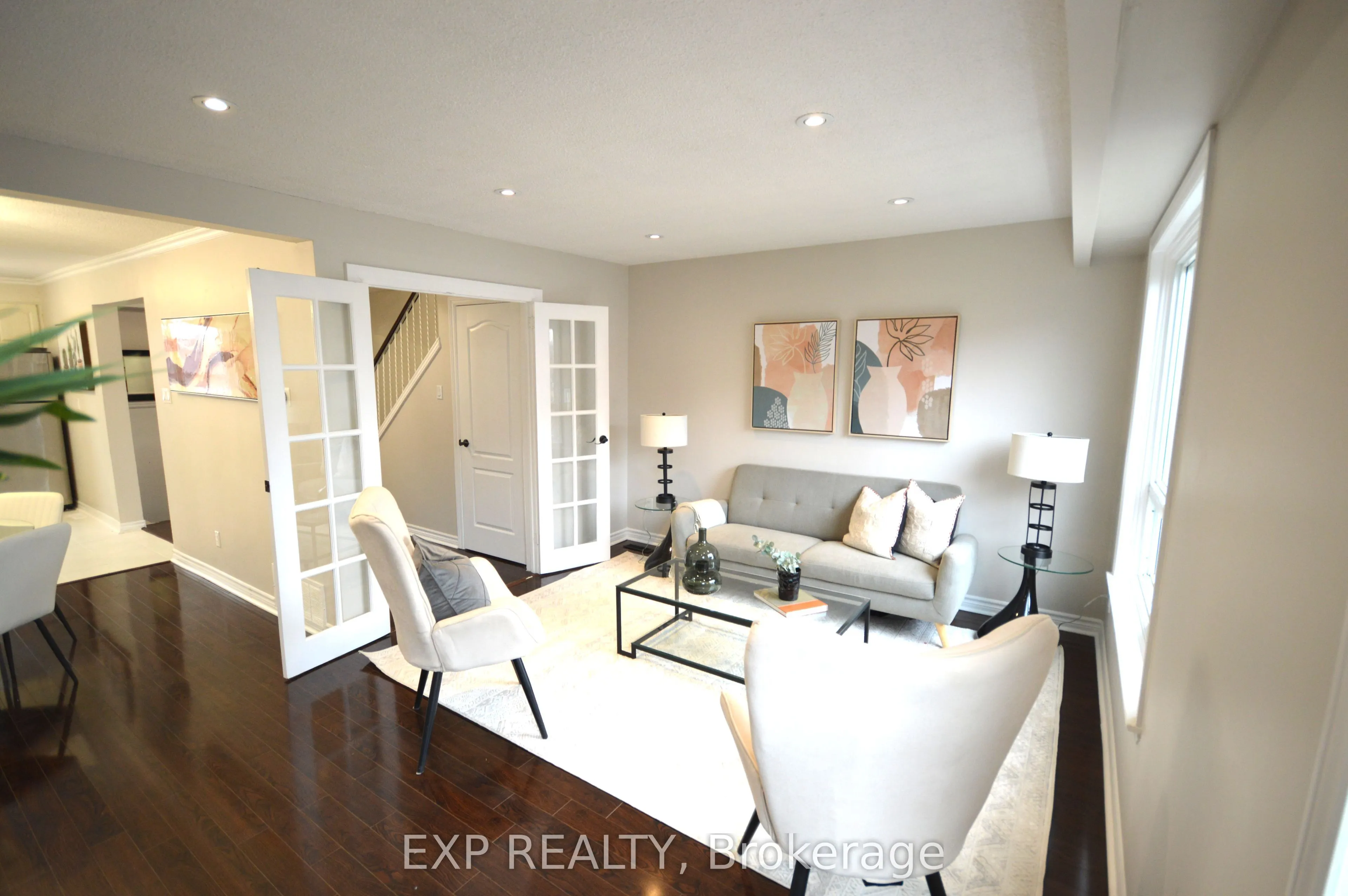 18 Moregate Crescent, #10