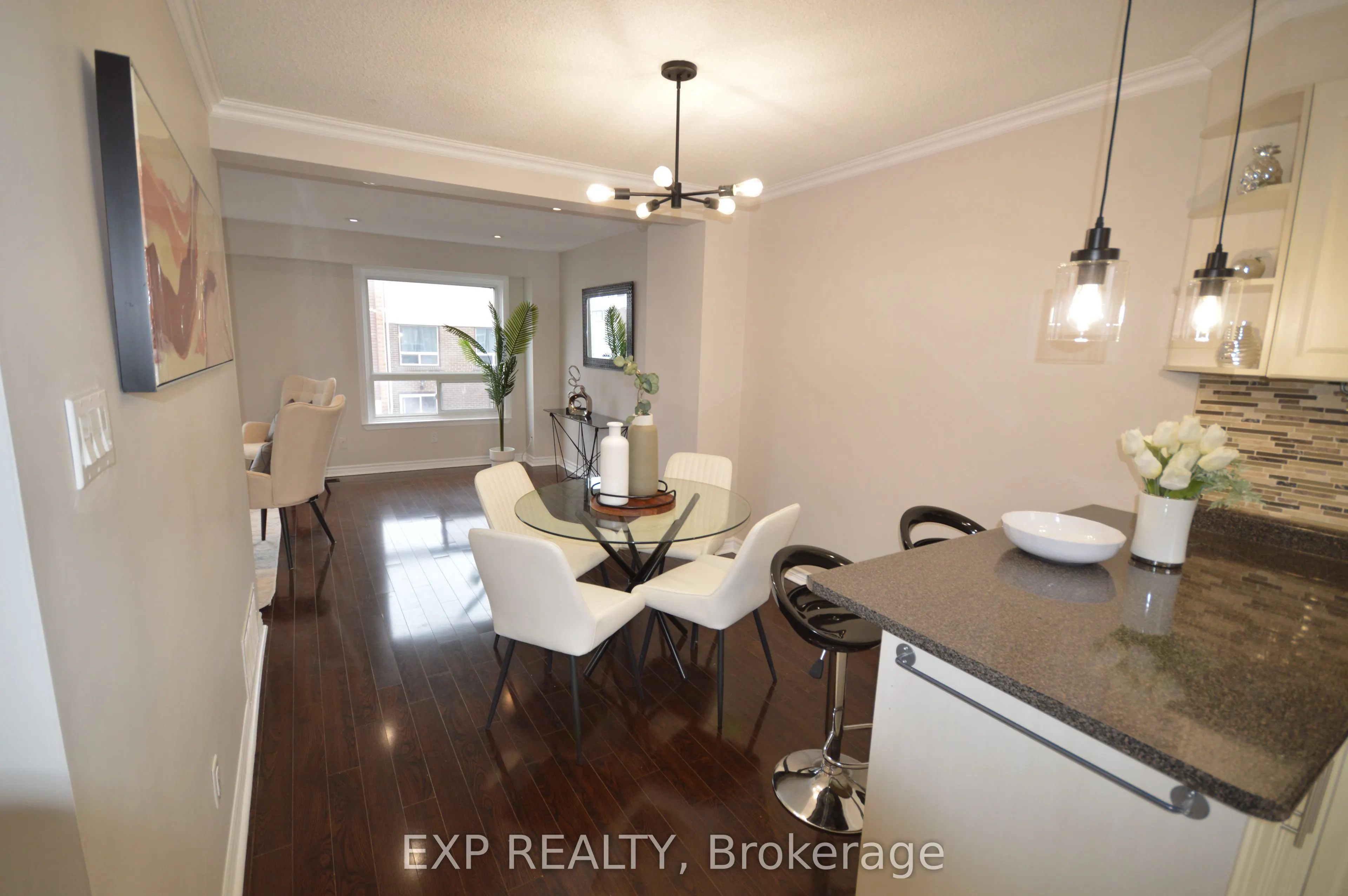 18 Moregate Crescent, #10
